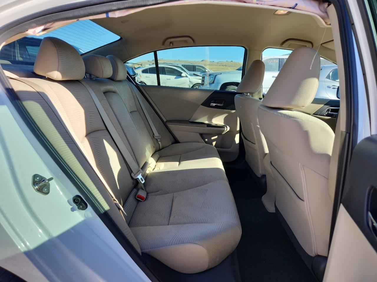 2015 Honda Accord Lx White vin: 1HGCR2F36FA248595