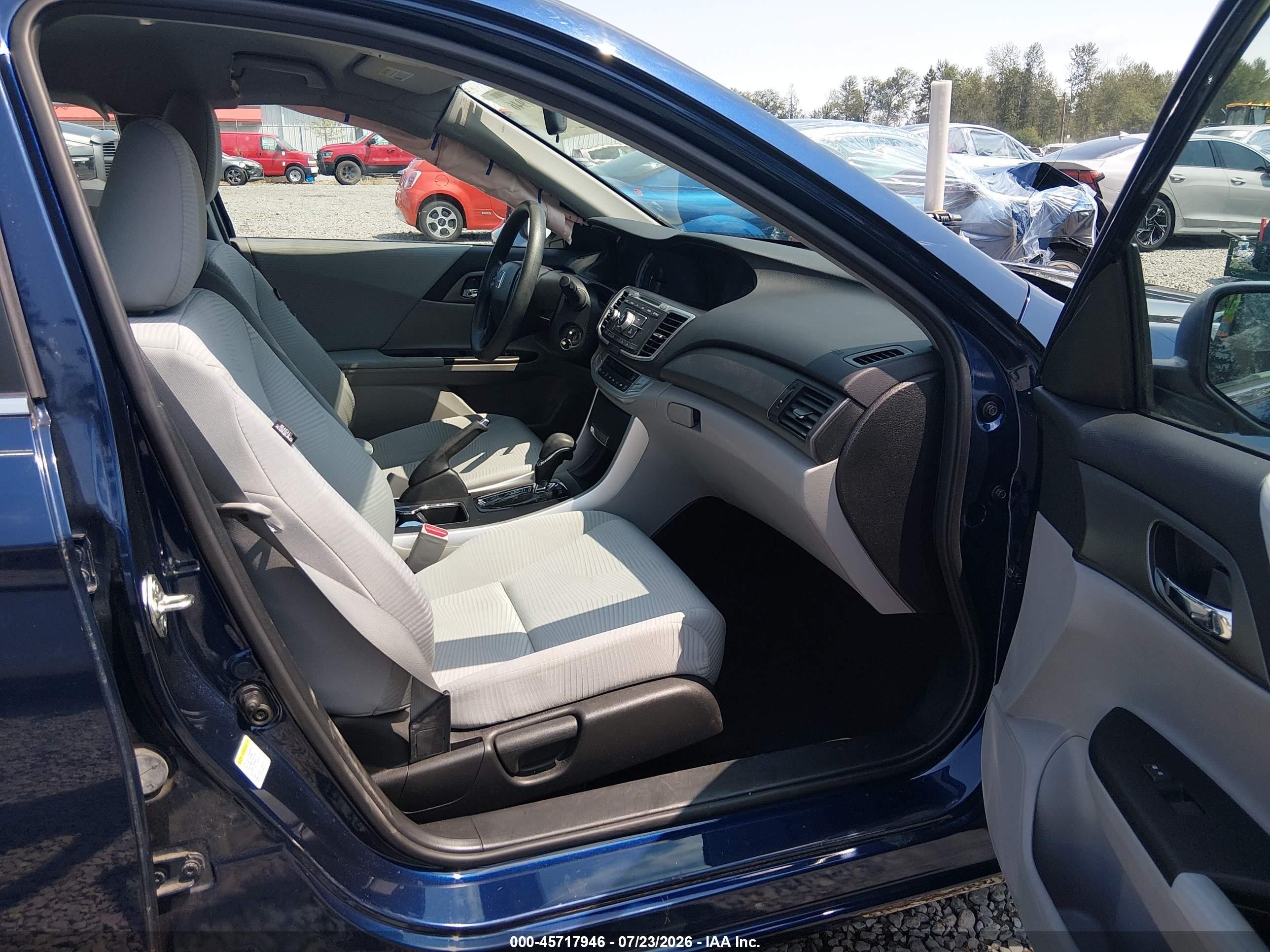 2015 Honda Accord Lx Blue vin: 1HGCR2F36FA272363