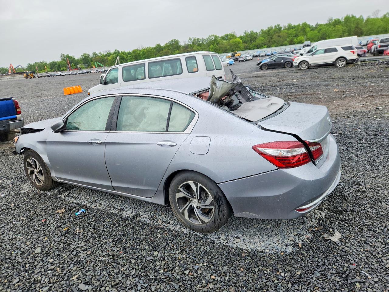2017 Honda Accord Lx Серебряный vin: 1HGCR2F36HA002035