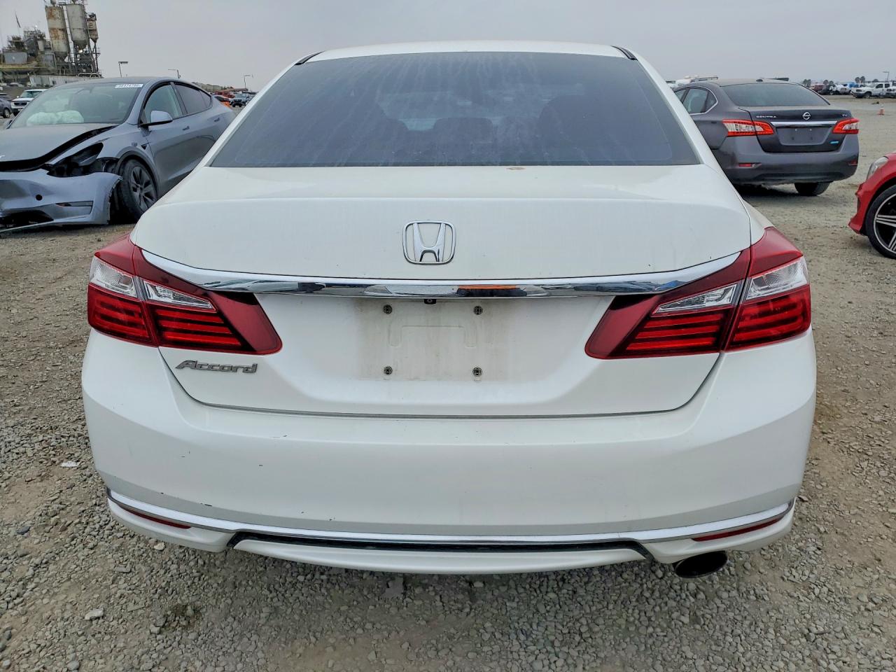 2017 Honda Accord Lx White vin: 1HGCR2F36HA223358
