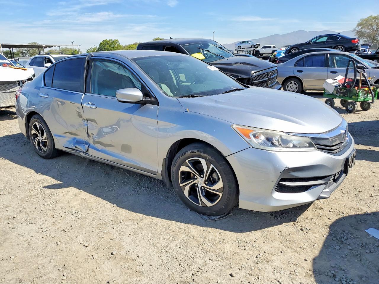 2017 Honda Accord Lx Silver vin: 1HGCR2F36HA251385