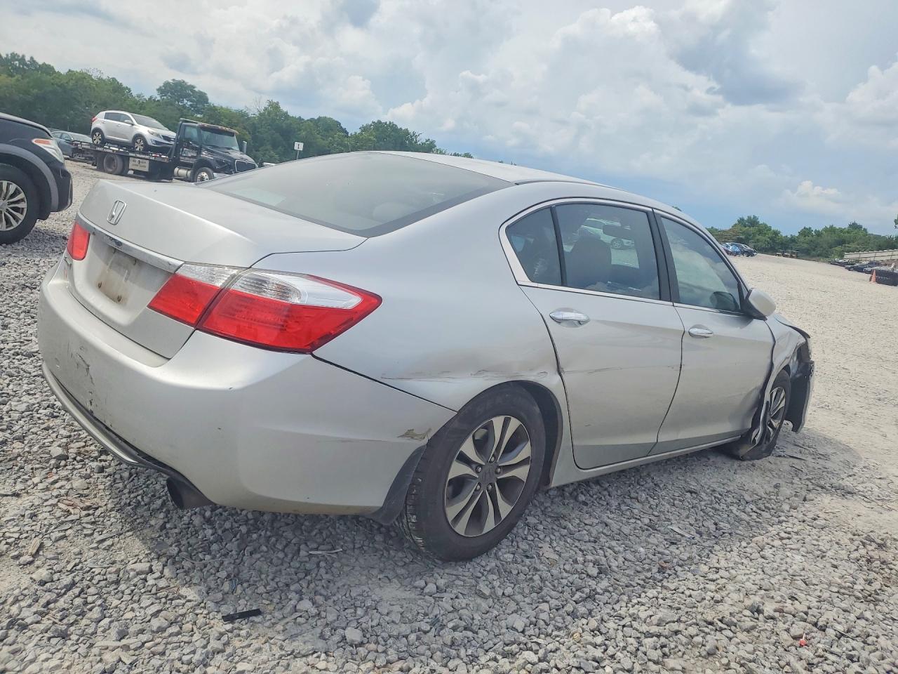 2013 Hond Accord Silver vin: 1HGCR2F37DA053537