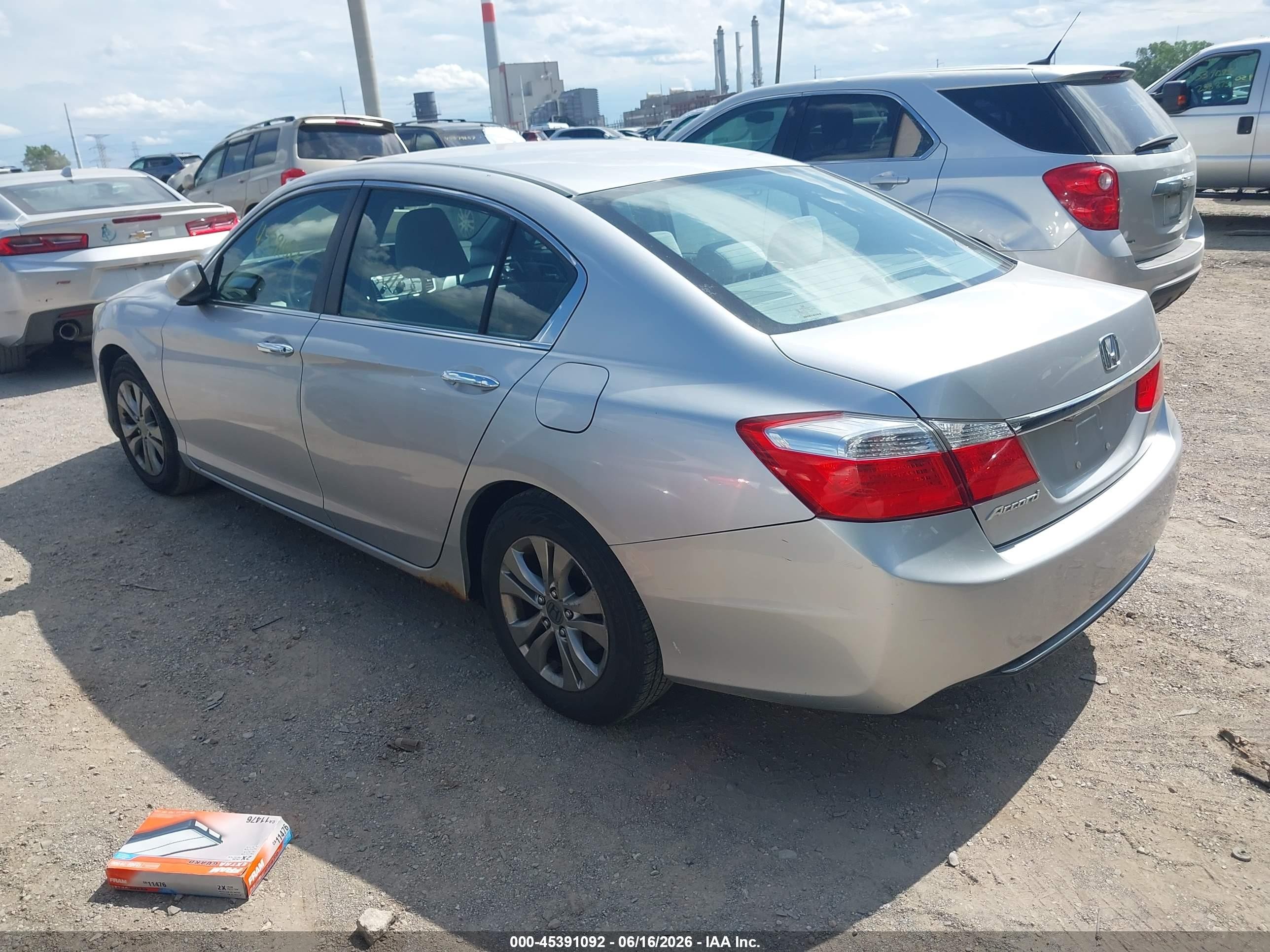 2013 Honda Accord Lx Серебряный vin: 1HGCR2F37DA131282
