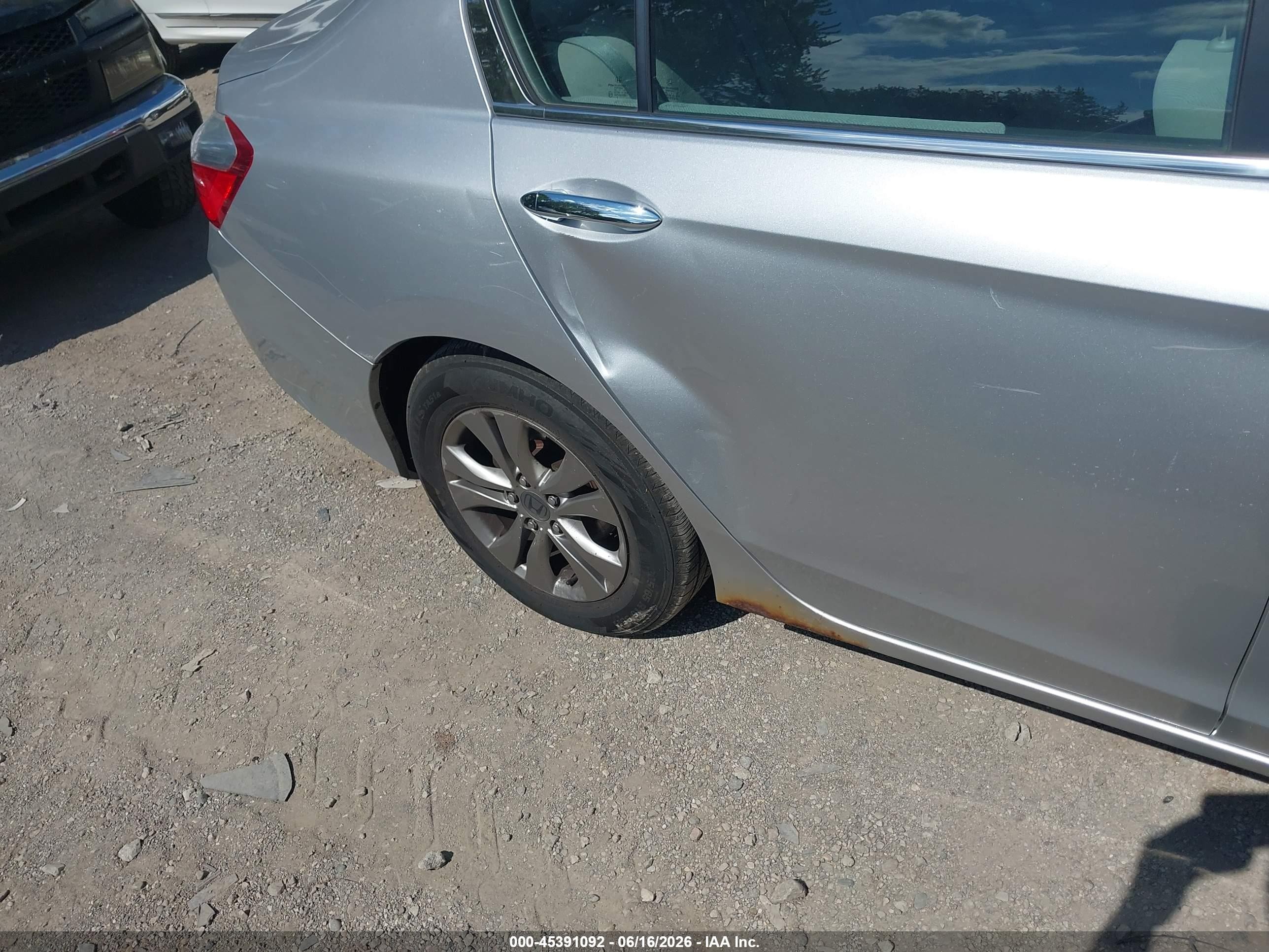 2013 Honda Accord Lx Серебряный vin: 1HGCR2F37DA131282
