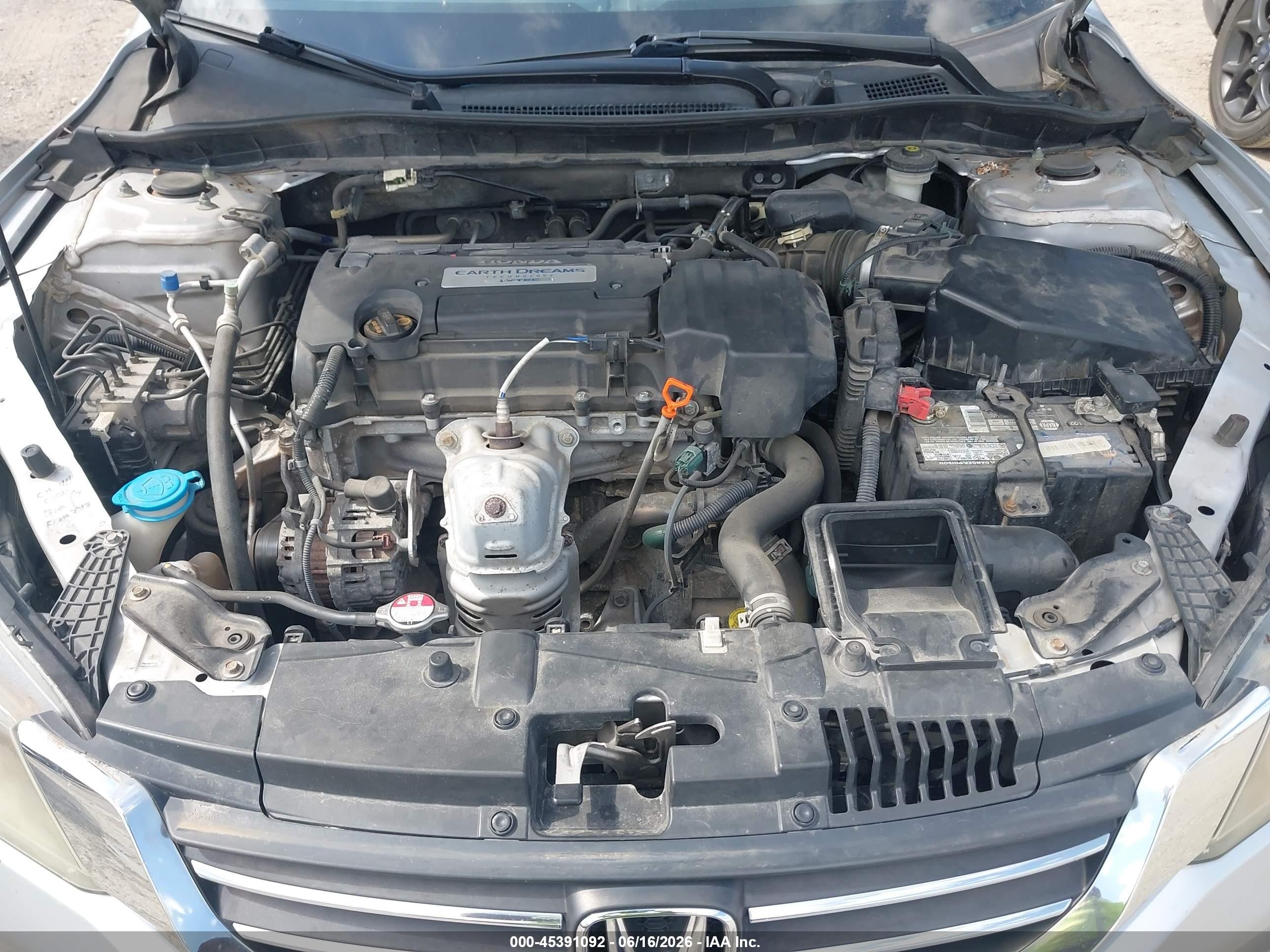2013 Honda Accord Lx Серебряный vin: 1HGCR2F37DA131282