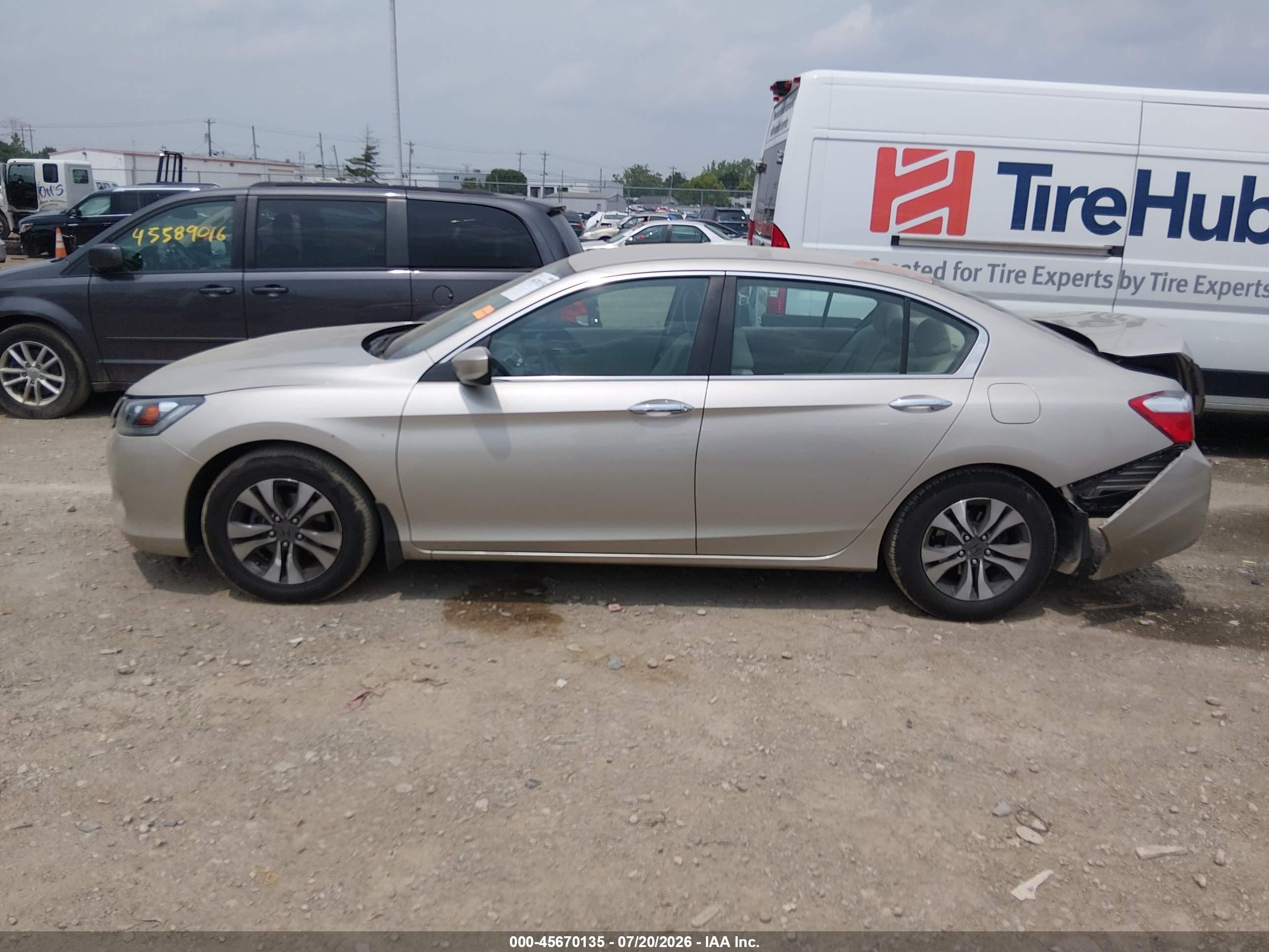 2013 Honda Accord Lx Gold vin: 1HGCR2F37DA132447
