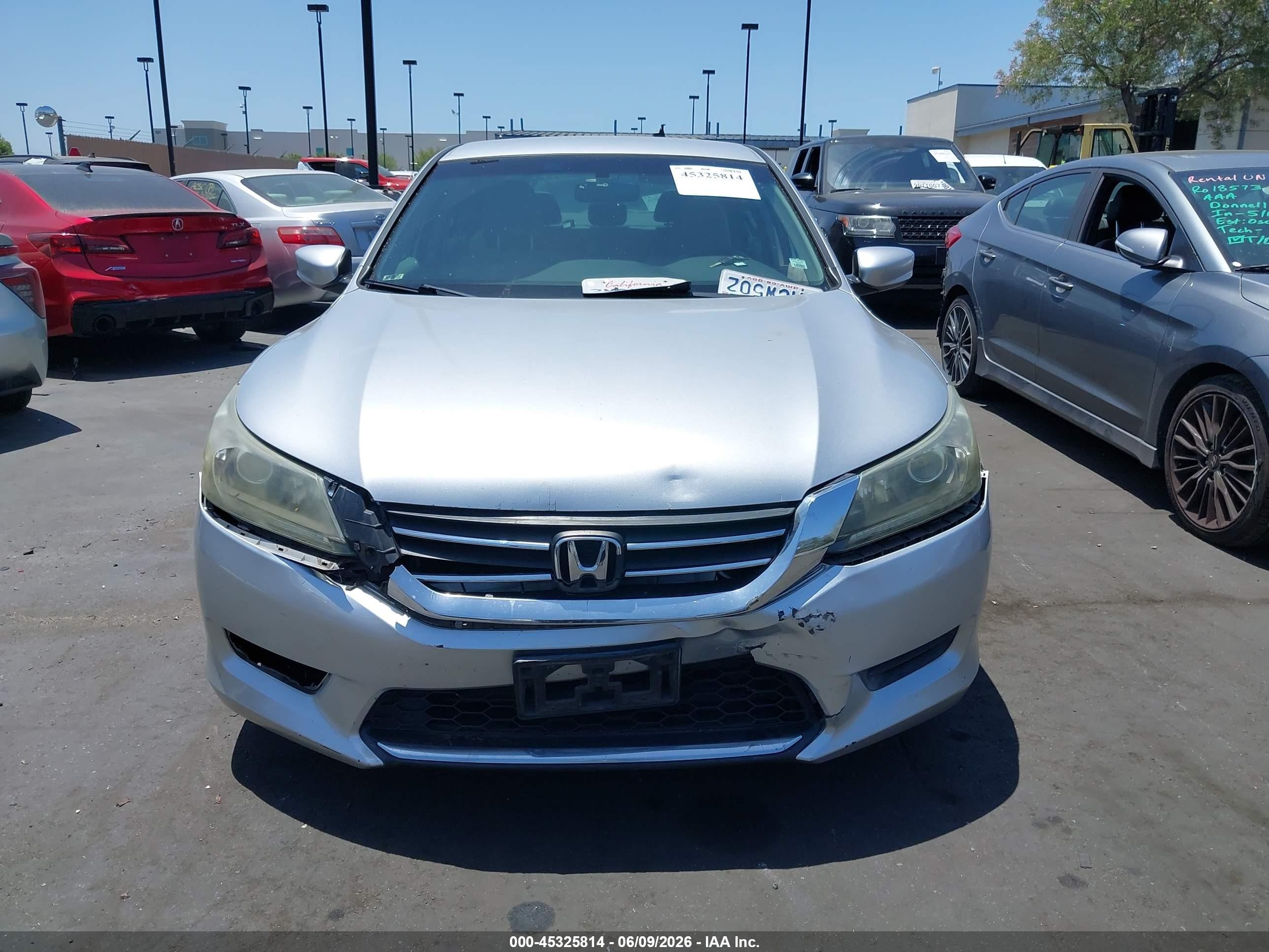 2013 Honda Accord Lx Silver vin: 1HGCR2F37DA141634