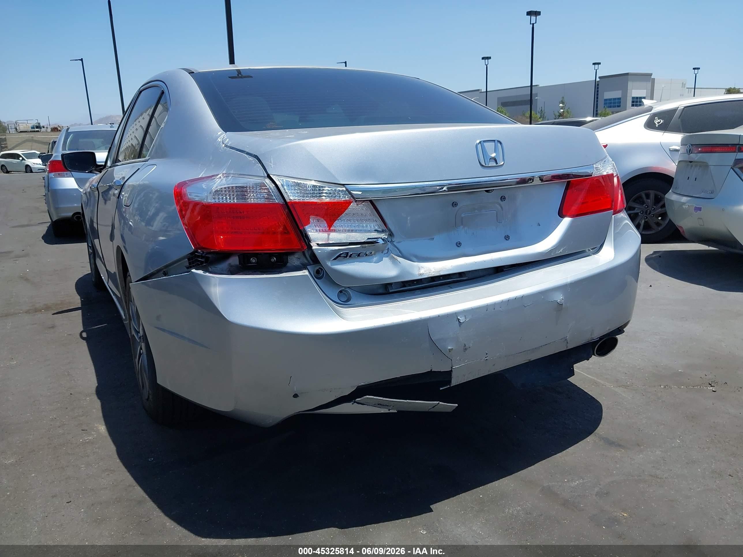 2013 Honda Accord Lx Silver vin: 1HGCR2F37DA141634