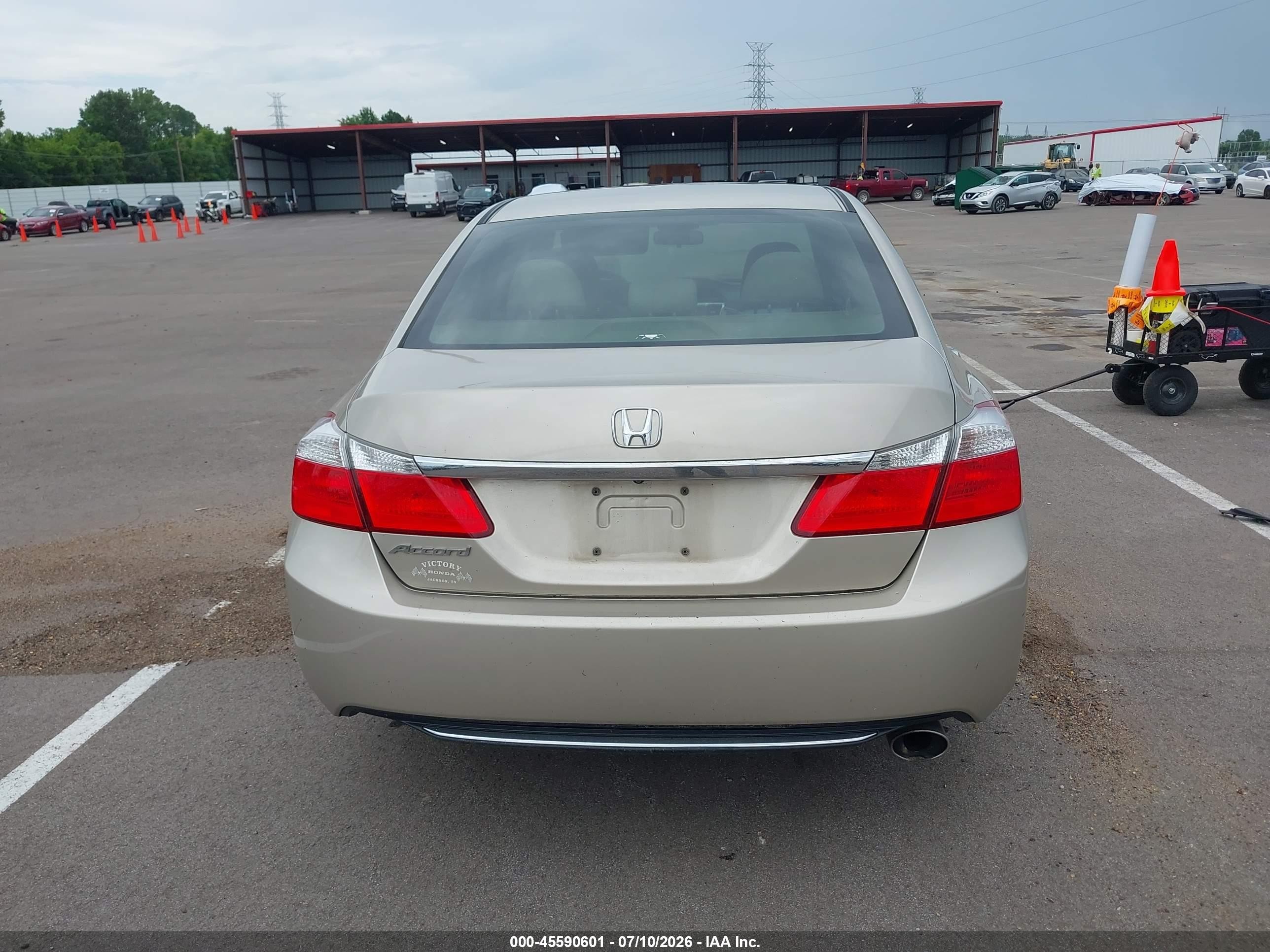 2013 Honda Accord Lx Tan vin: 1HGCR2F37DA146865