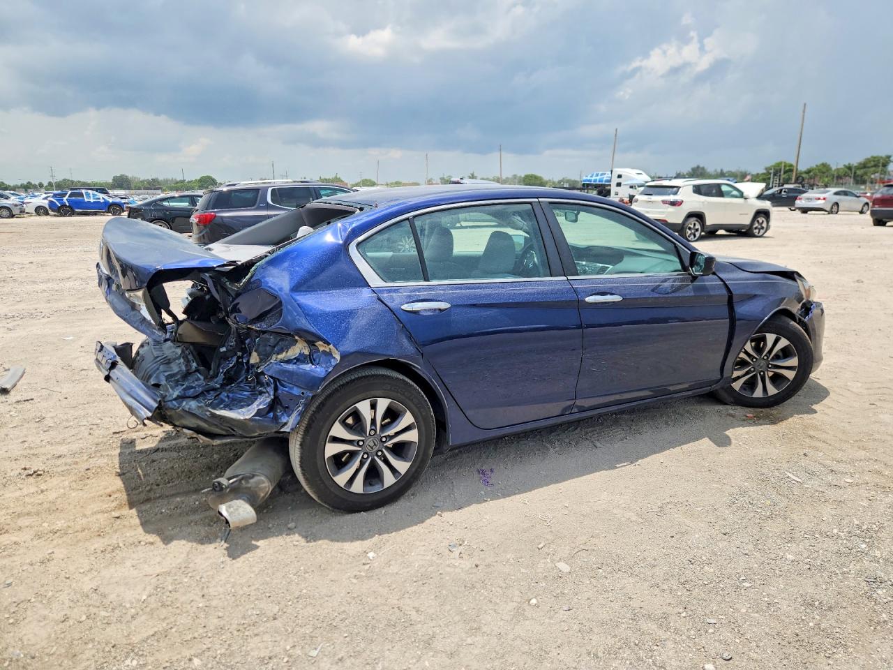 2013 Honda Accord Lx Blue vin: 1HGCR2F37DA151676