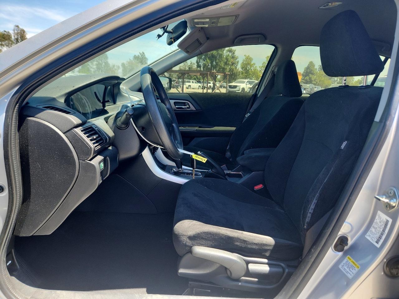 2013 Honda Accord Lx Серебряный vin: 1HGCR2F37DA191336