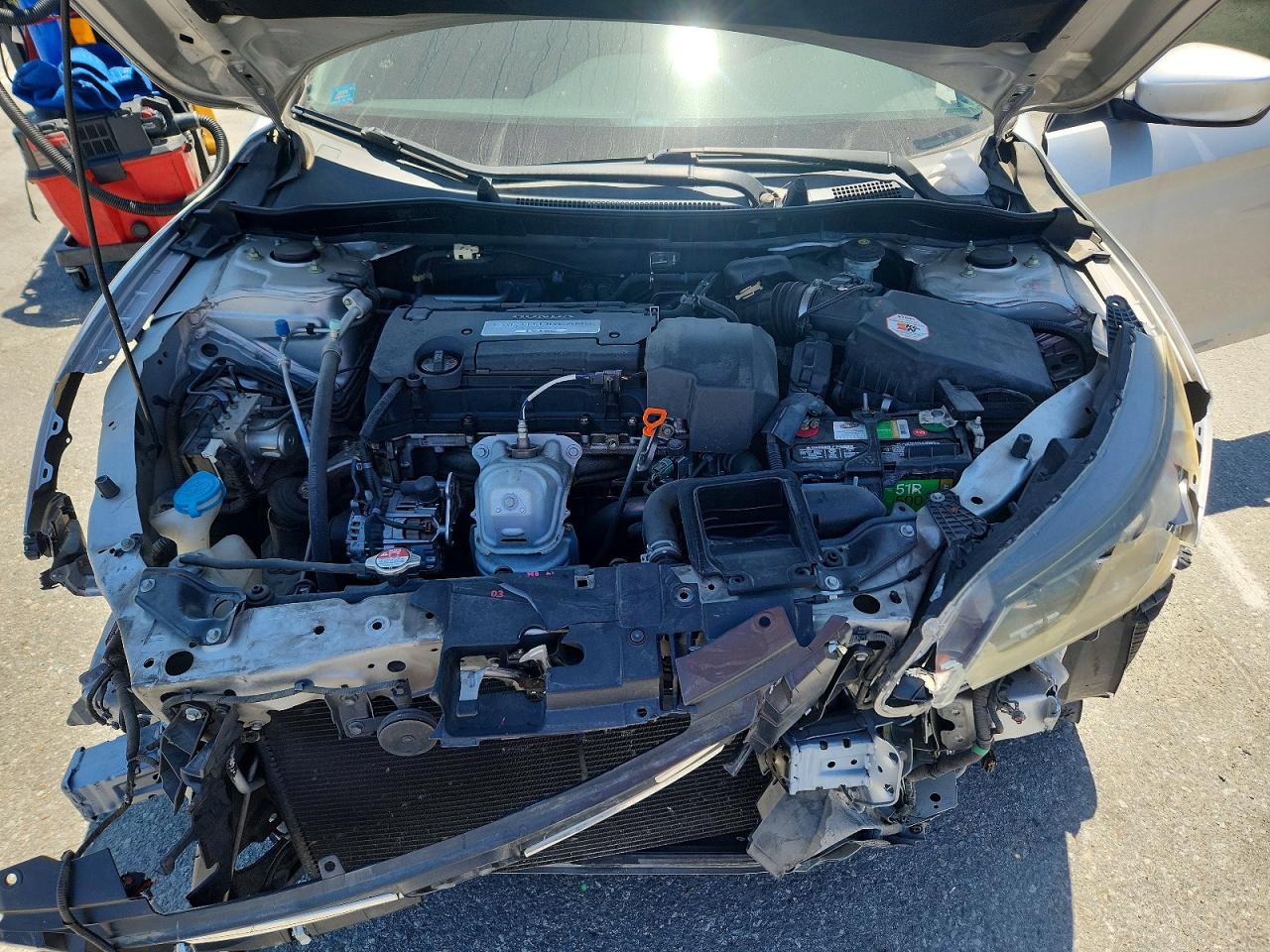 2013 Honda Accord Lx Серебряный vin: 1HGCR2F37DA191336