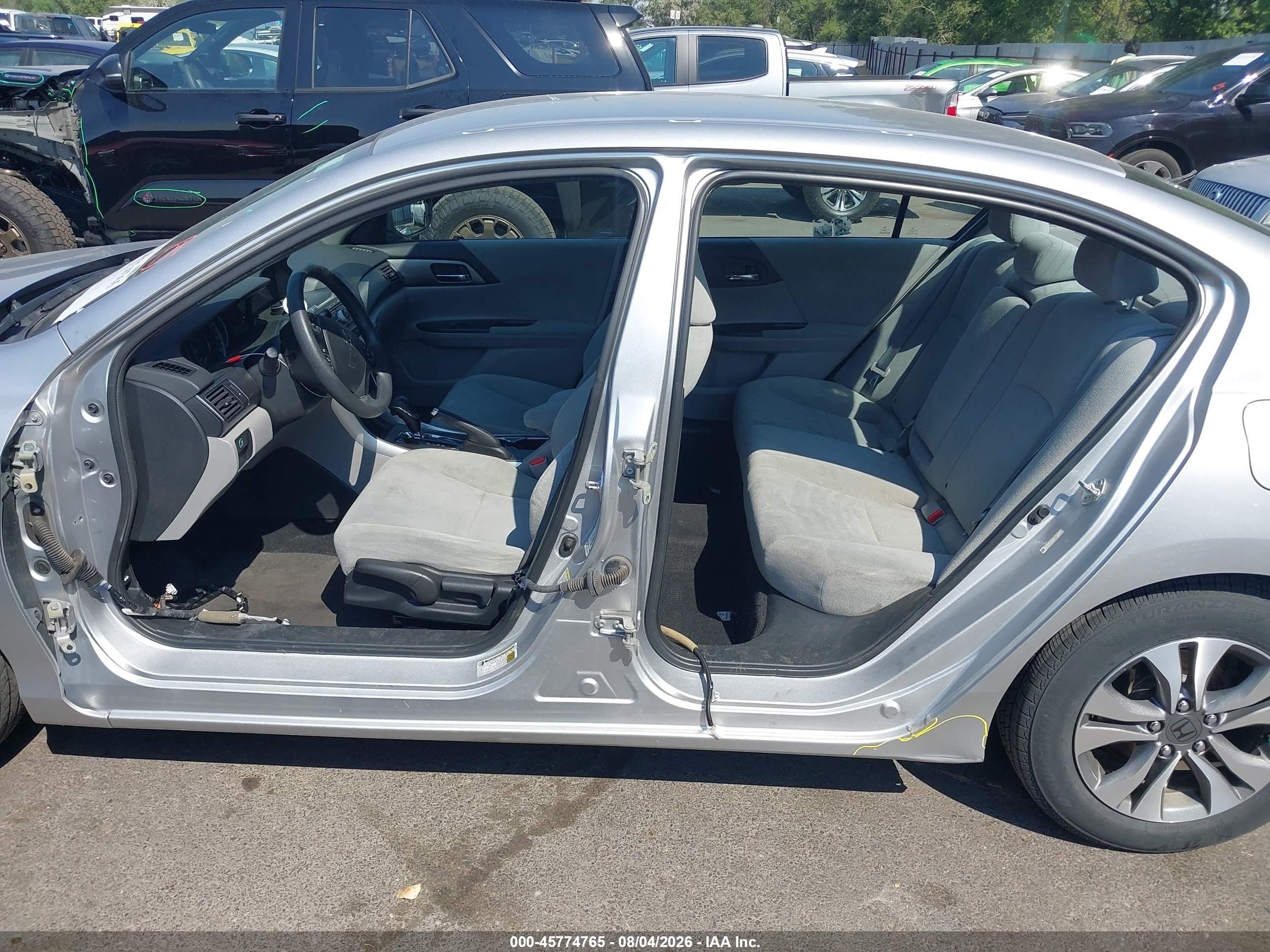 2013 Honda Accord Lx Silver vin: 1HGCR2F37DA195919