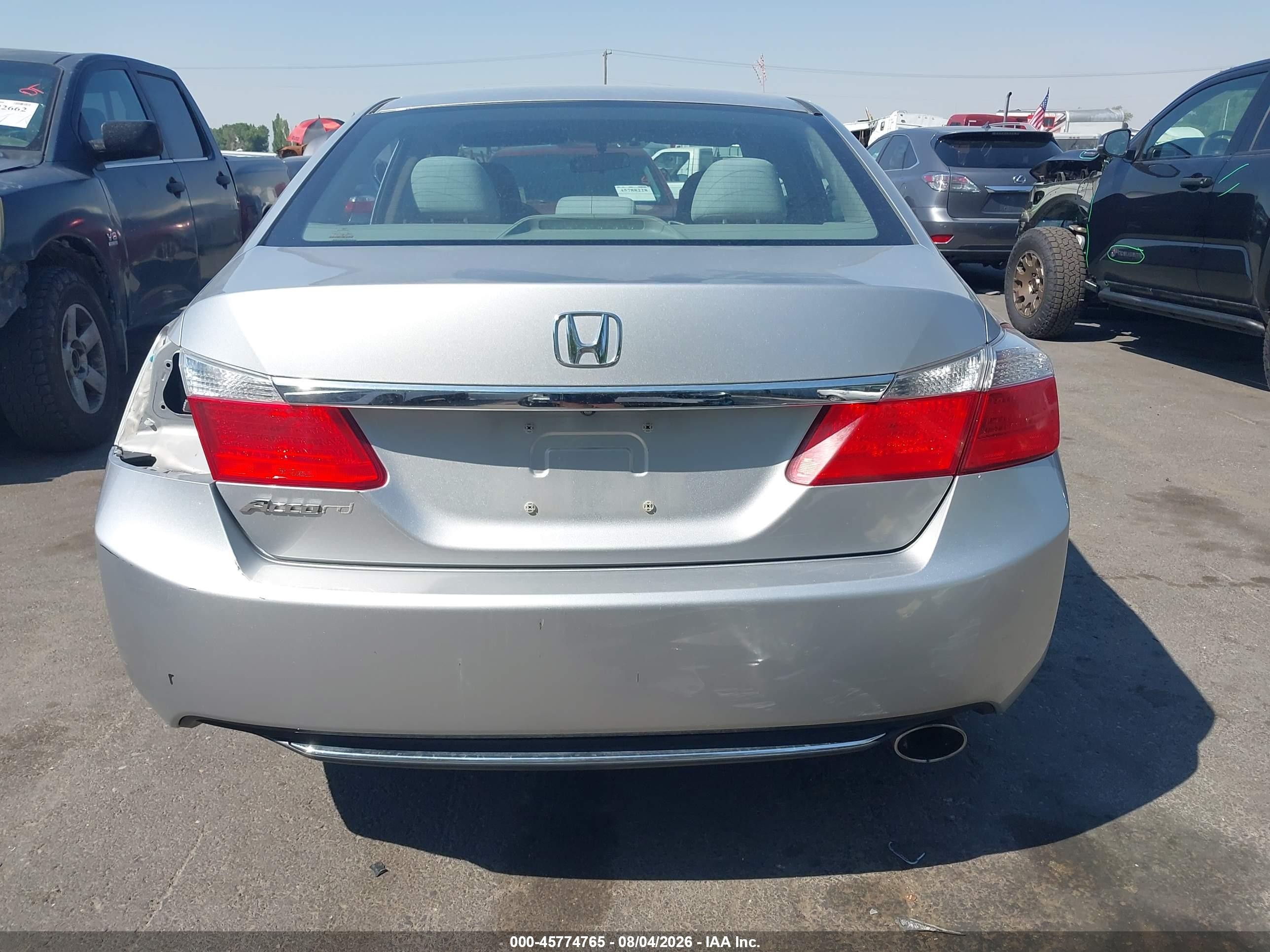 2013 Honda Accord Lx Silver vin: 1HGCR2F37DA195919