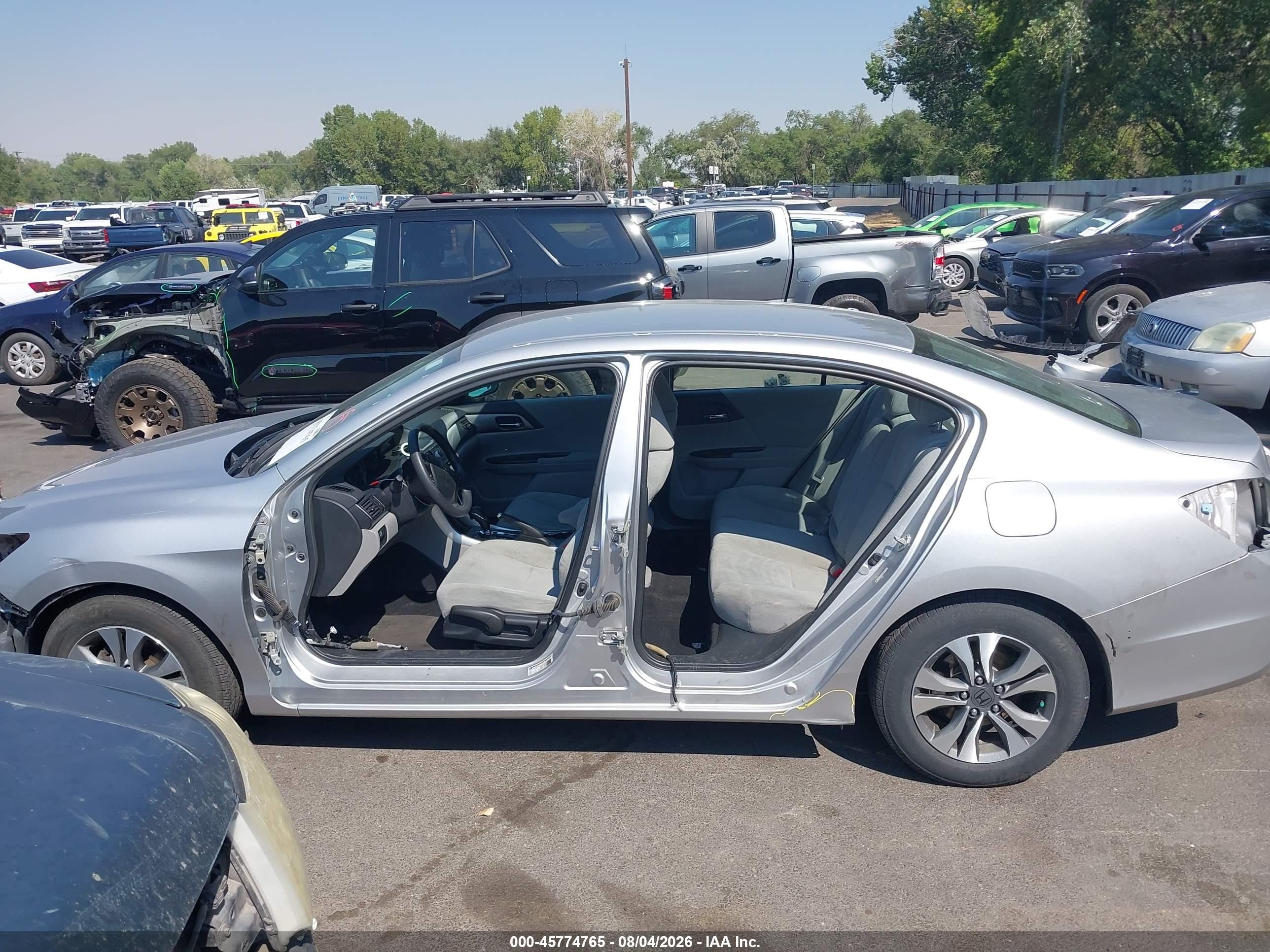 2013 Honda Accord Lx Silver vin: 1HGCR2F37DA195919