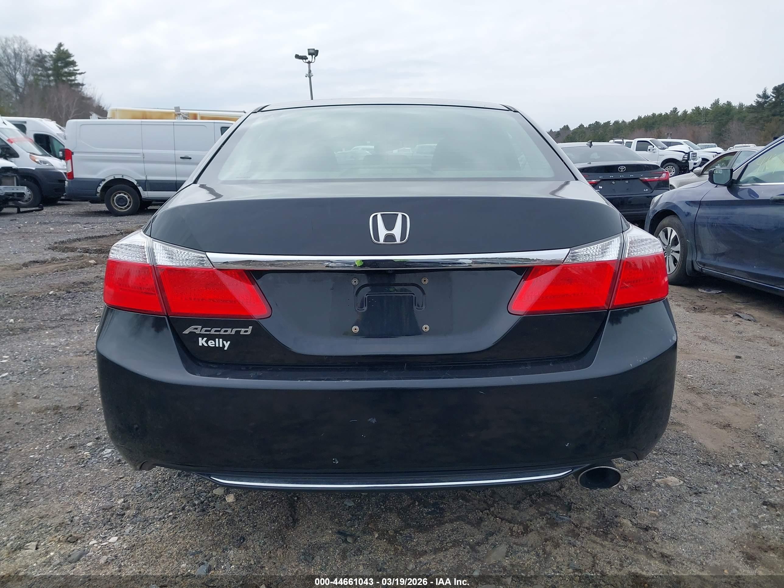 2013 Honda Accord Lx Черный vin: 1HGCR2F37DA198948