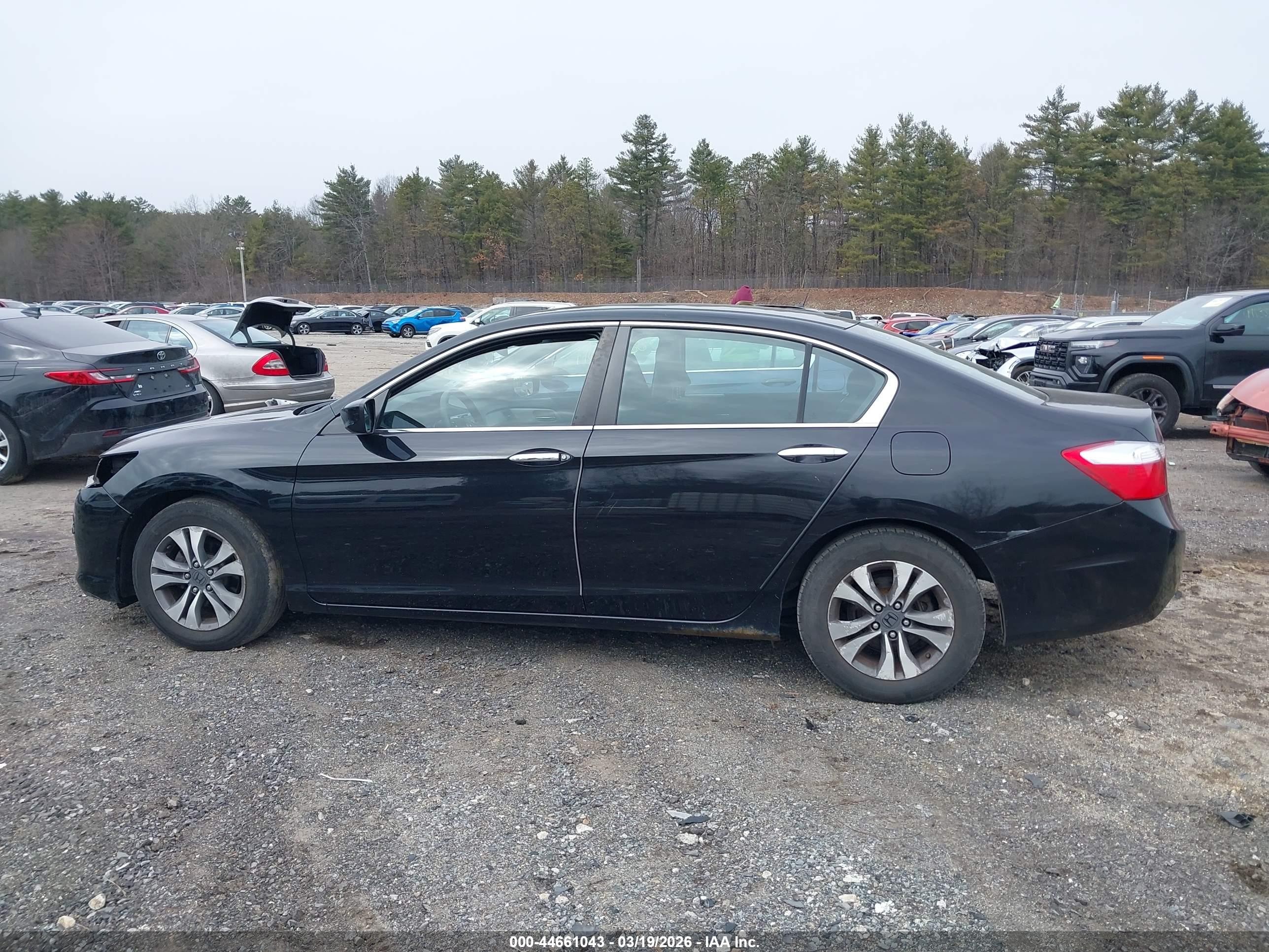 2013 Honda Accord Lx Черный vin: 1HGCR2F37DA198948