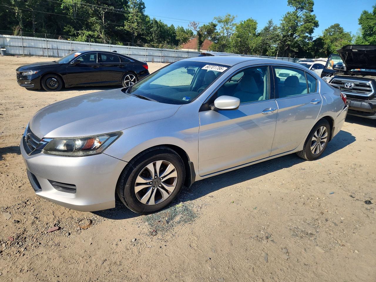 2013 Honda Accord Lx Silver vin: 1HGCR2F37DA206725