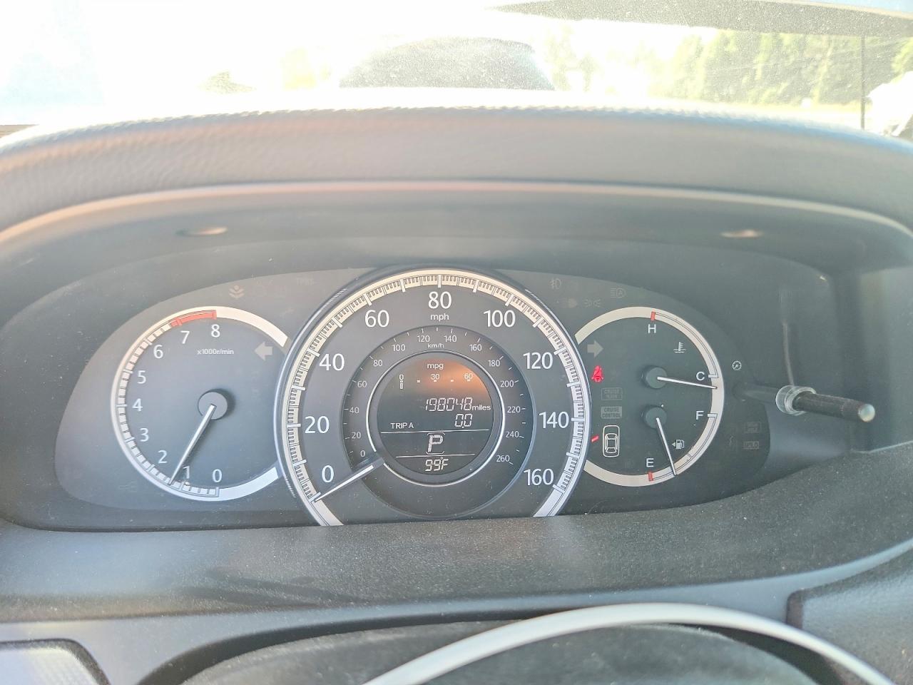 2013 Honda Accord Lx Silver vin: 1HGCR2F37DA206725