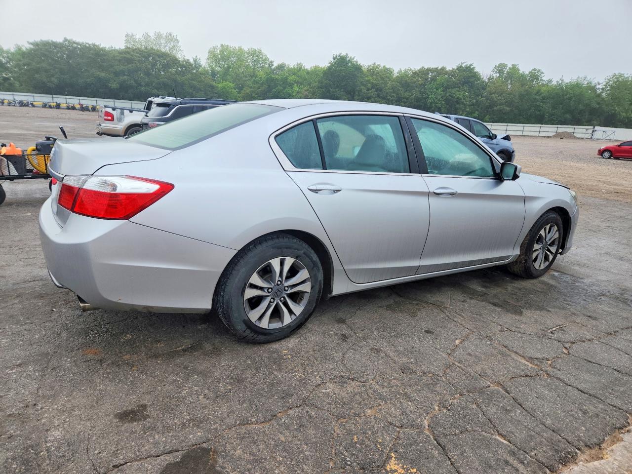 2013 Honda Accord Lx Silver vin: 1HGCR2F37DA216087
