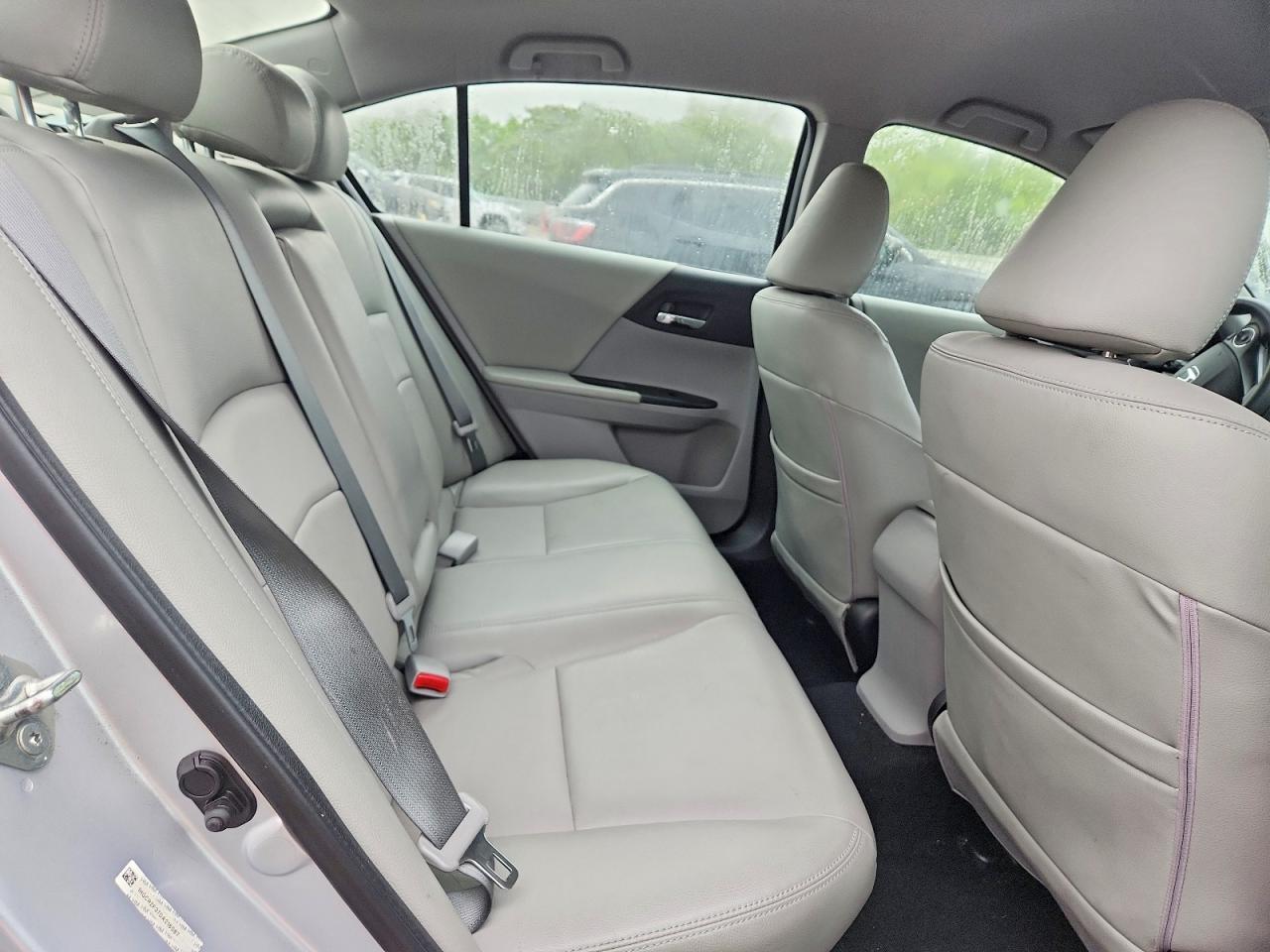 2013 Honda Accord Lx Silver vin: 1HGCR2F37DA216087