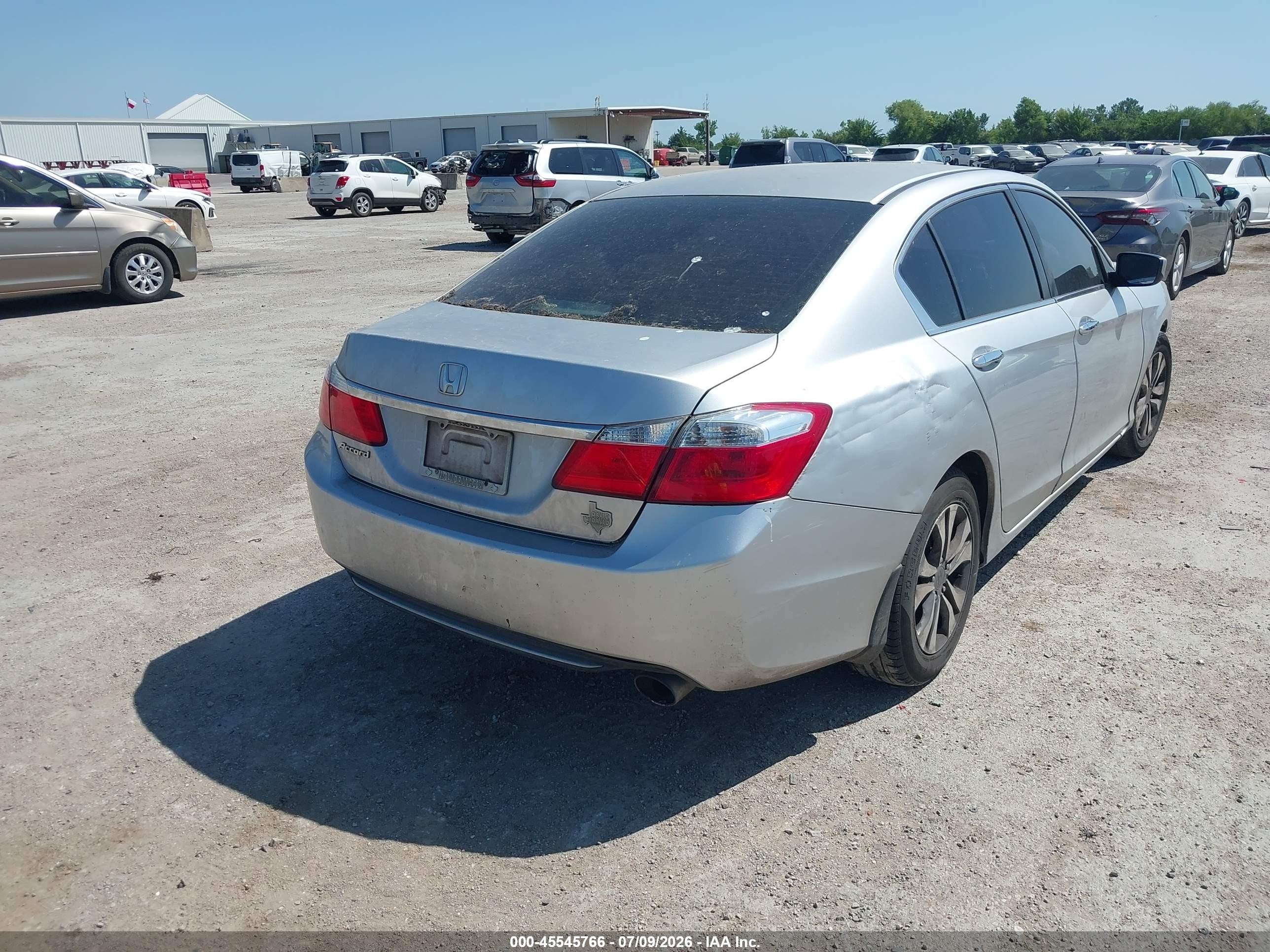 2013 Honda Accord Lx Серебряный vin: 1HGCR2F37DA245072