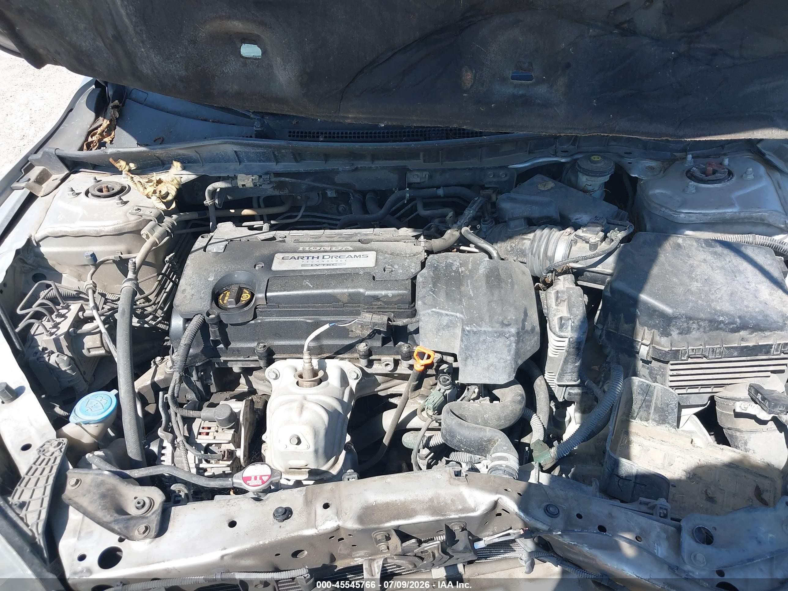 2013 Honda Accord Lx Серебряный vin: 1HGCR2F37DA245072