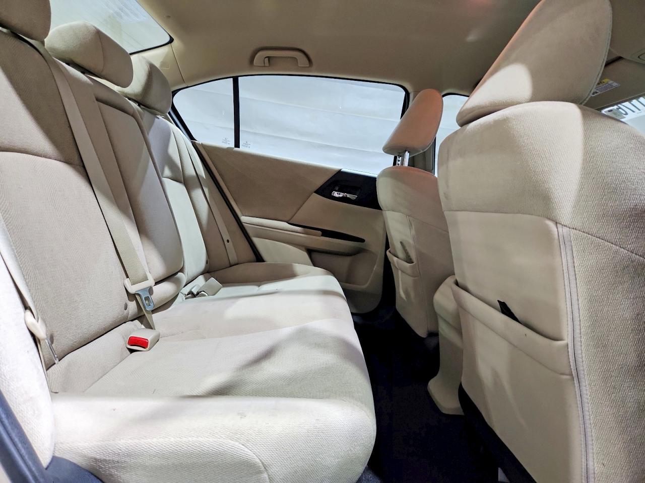 2013 Honda Accord Lx Tan vin: 1HGCR2F37DA265788