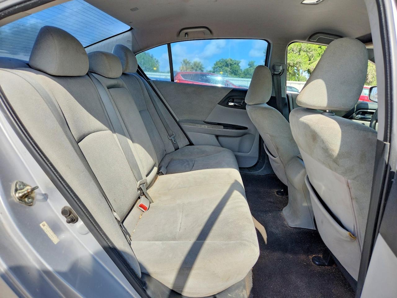 2013 Honda Accord Lx Silver vin: 1HGCR2F37DA281098