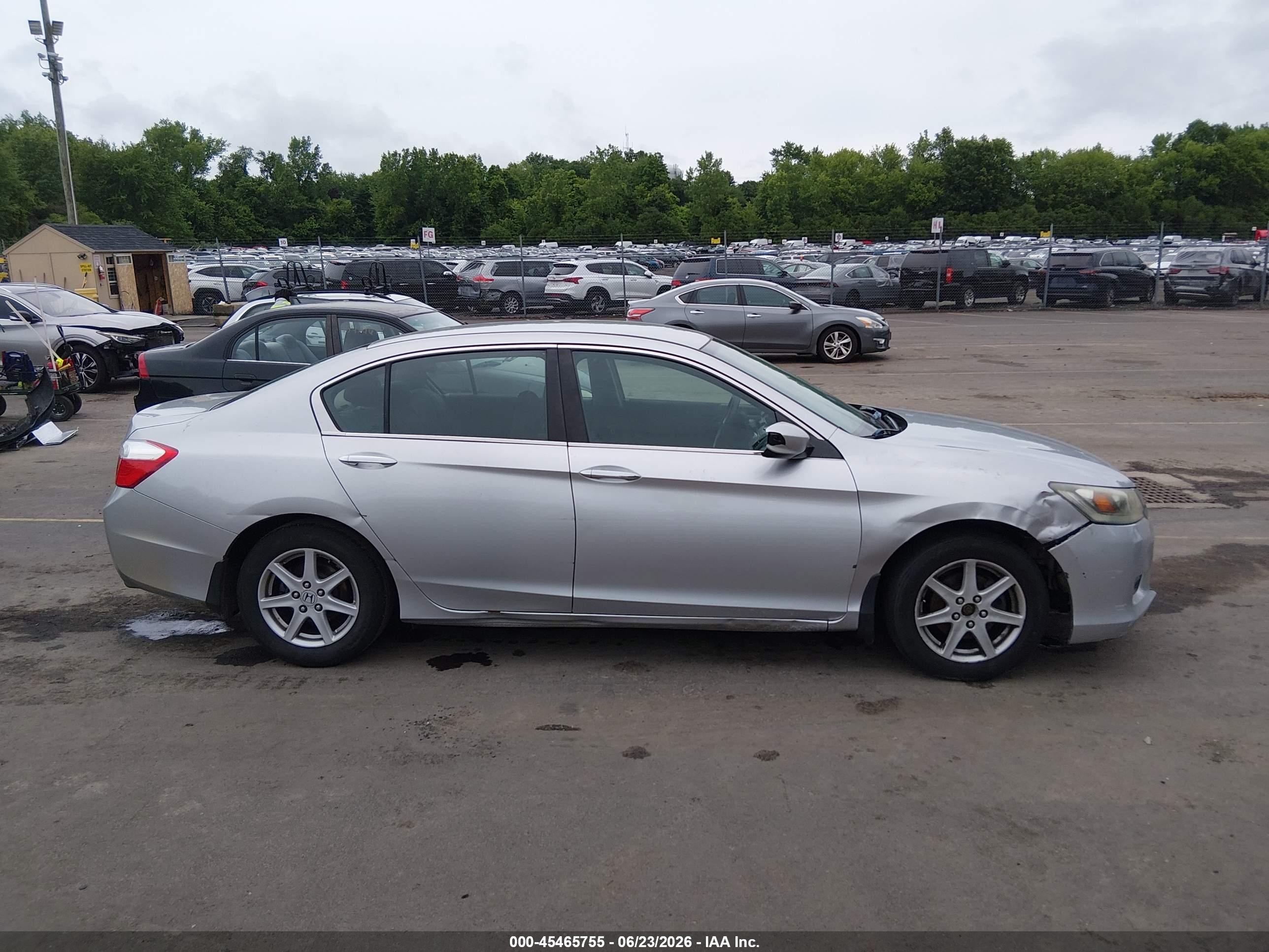 2014 Honda Accord Lx Silver vin: 1HGCR2F37EA076589
