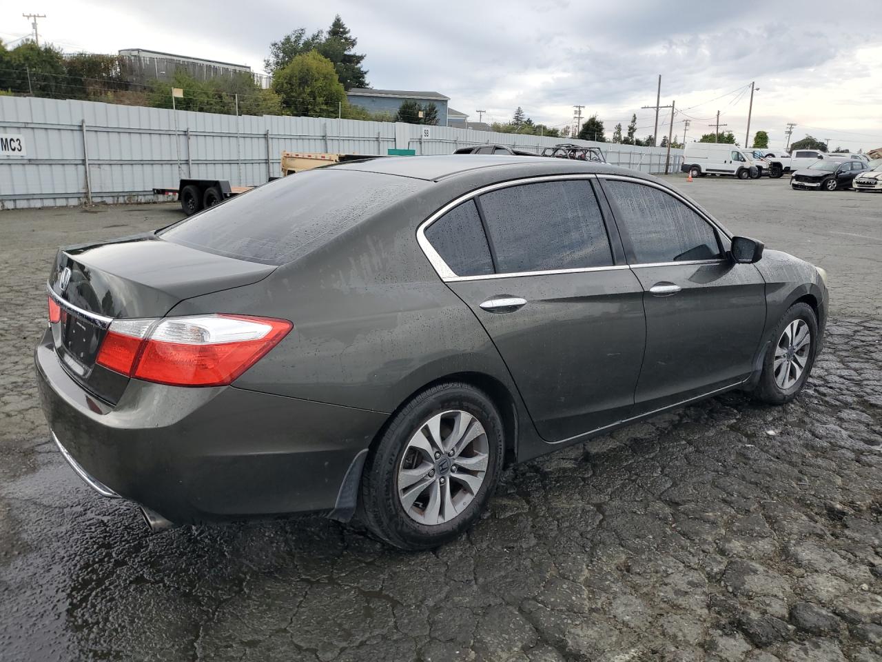 2014 Honda Accord Lx Серый vin: 1HGCR2F37EA109865 Damage: Rear Bumper/Cover, Chipped, 5