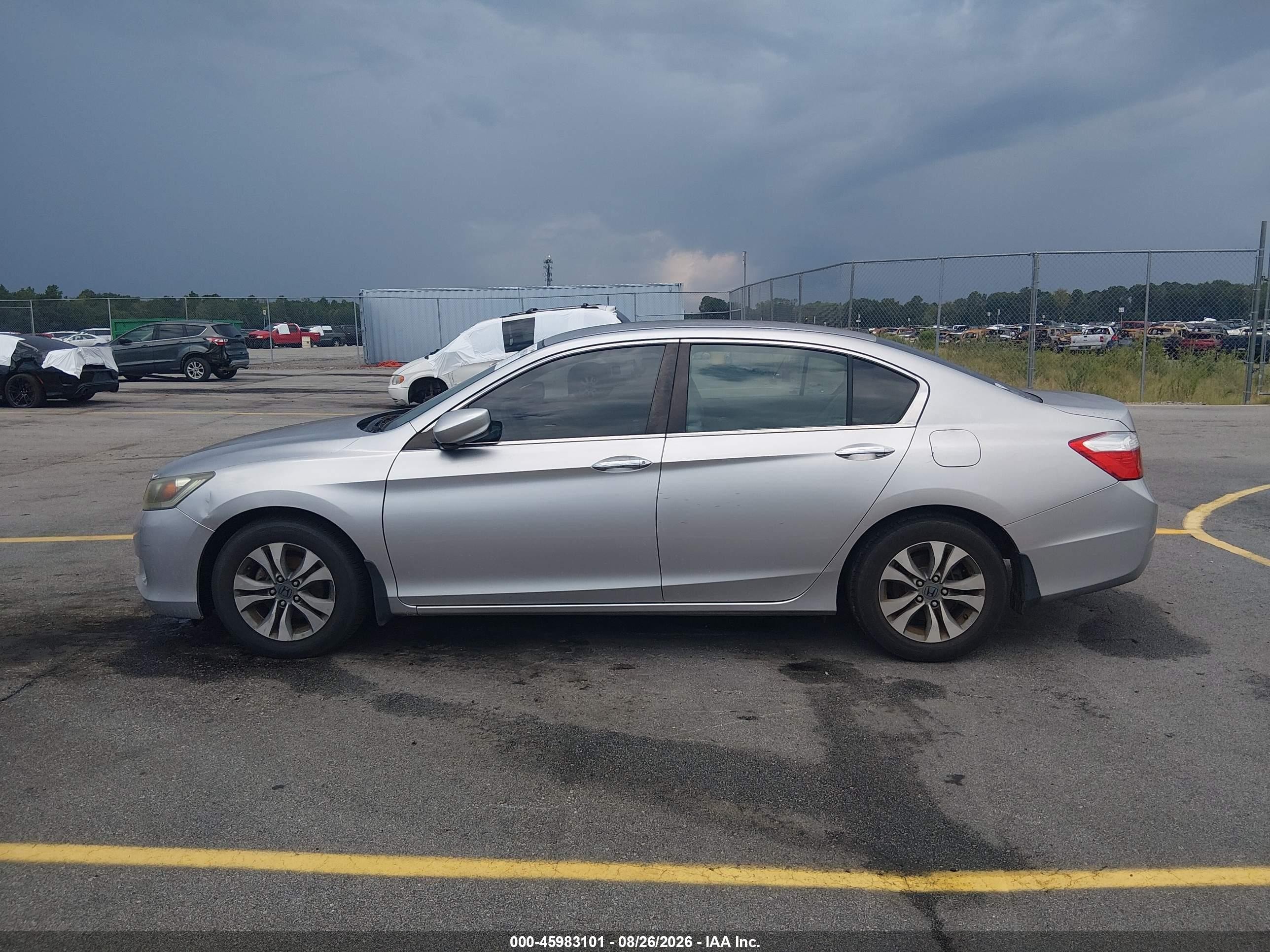 2014 Honda Accord Lx Серебряный vin: 1HGCR2F37EA223333