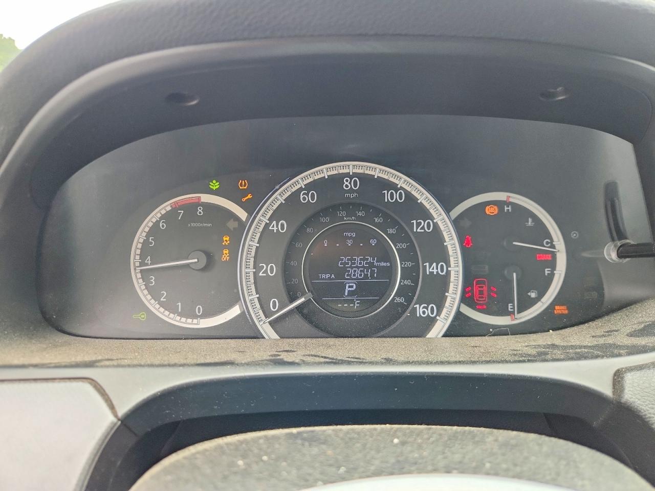 2015 Honda Accord Lx Silver vin: 1HGCR2F37FA041570