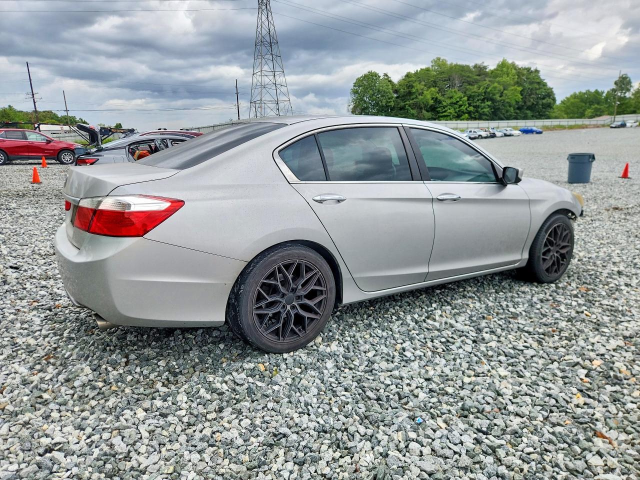 2015 Honda Accord Lx Silver vin: 1HGCR2F37FA041570
