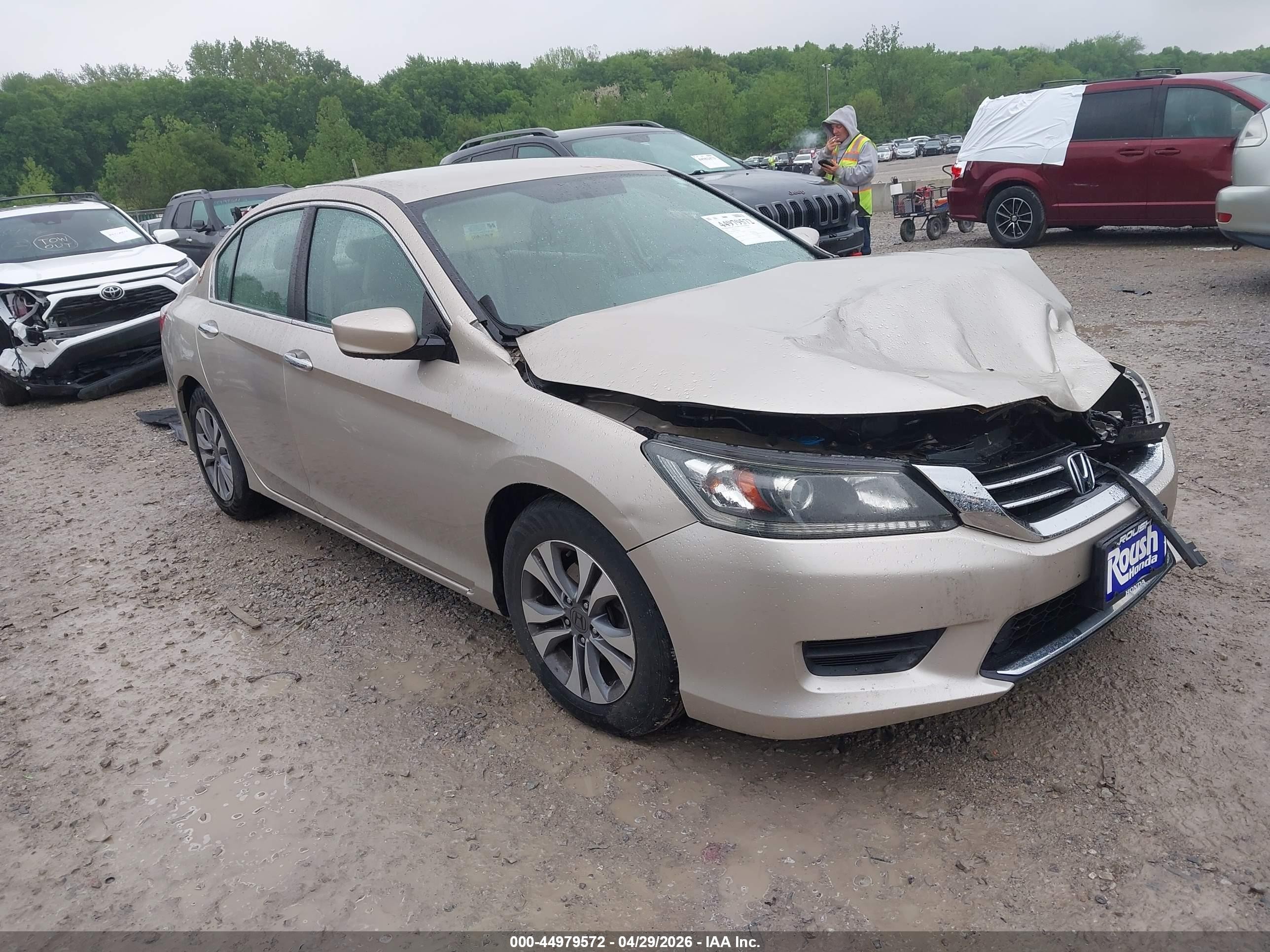 2015 Honda Accord Lx Beige vin: 1HGCR2F37FA045604
