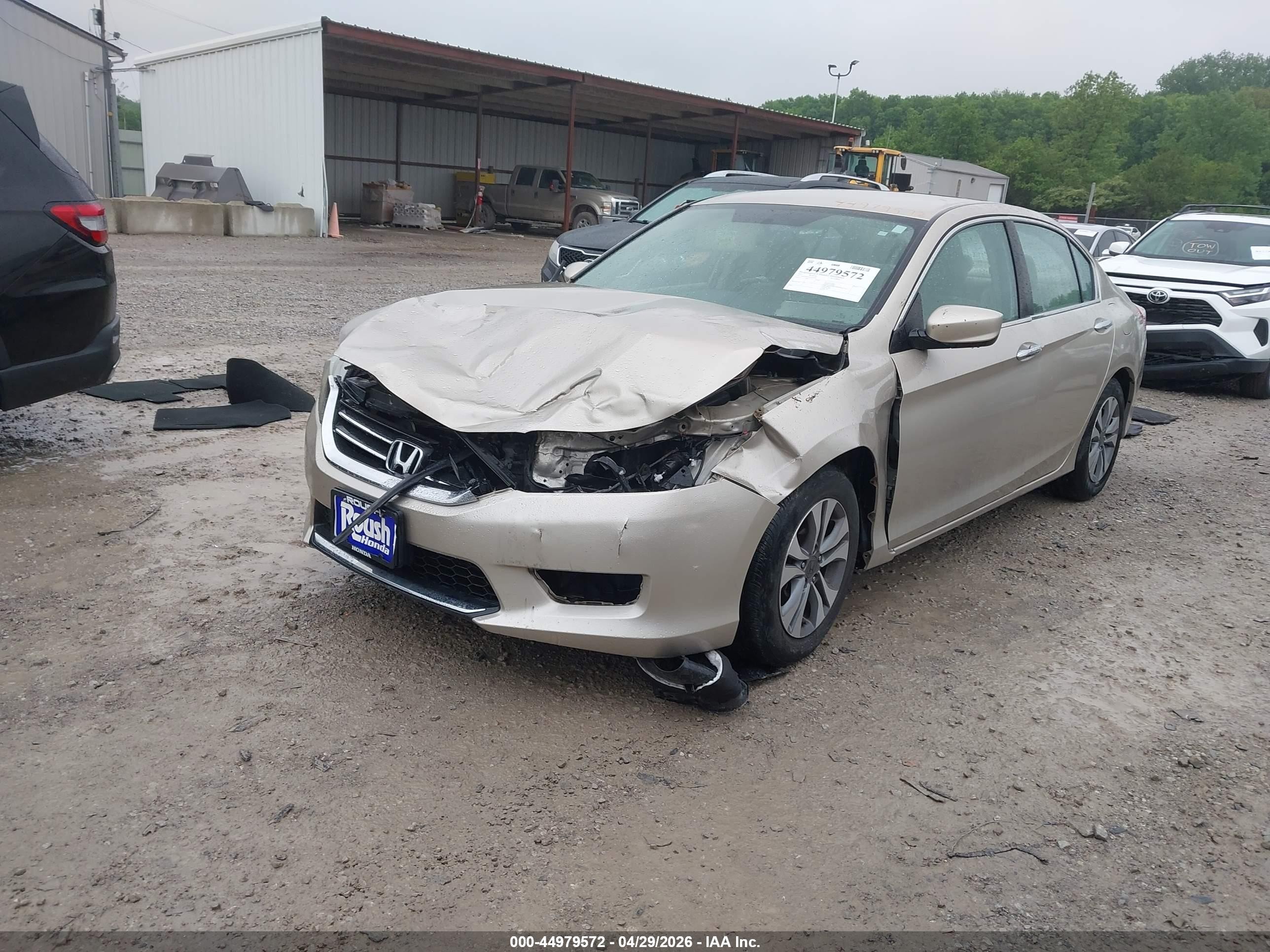 2015 Honda Accord Lx Beige vin: 1HGCR2F37FA045604