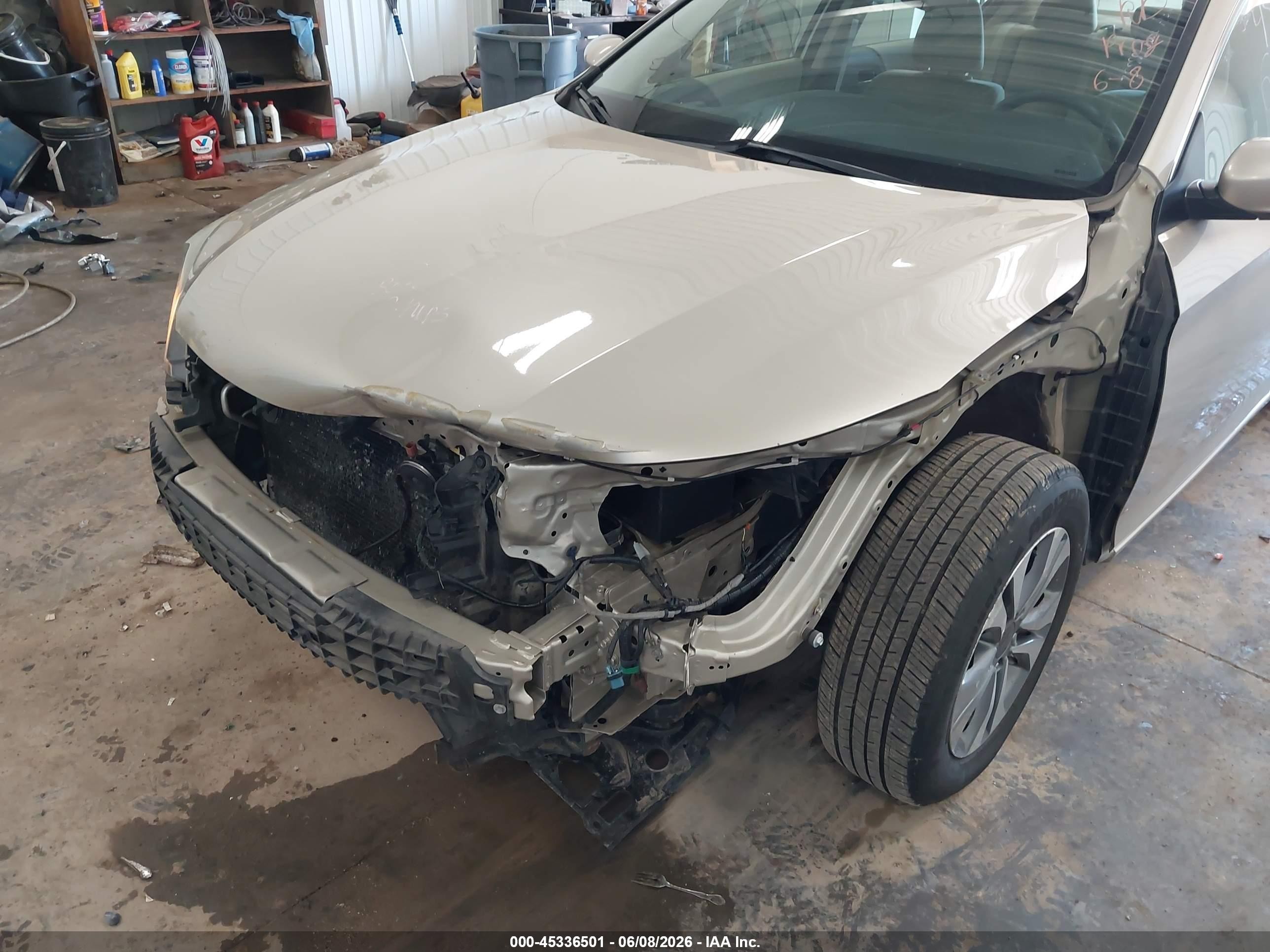 2015 Honda Accord Lx Gold vin: 1HGCR2F37FA053802