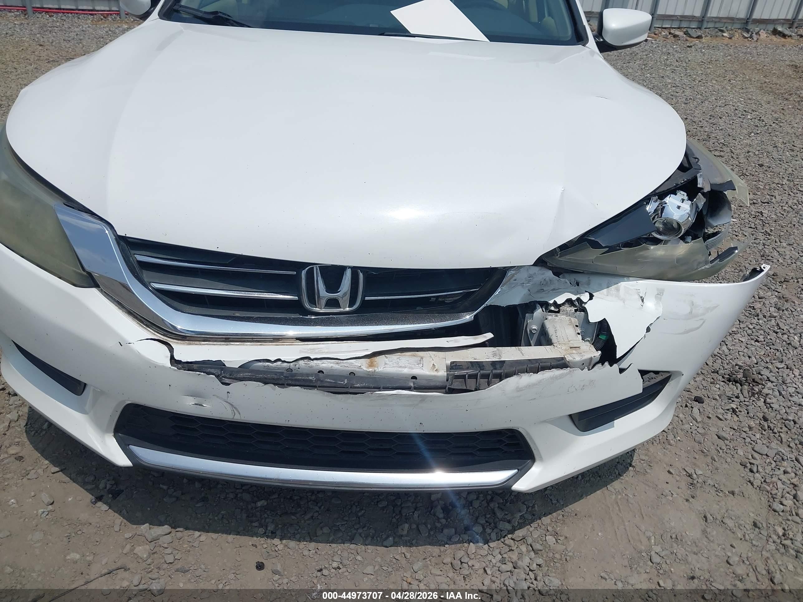 2015 Honda Accord Lx White vin: 1HGCR2F37FA066050