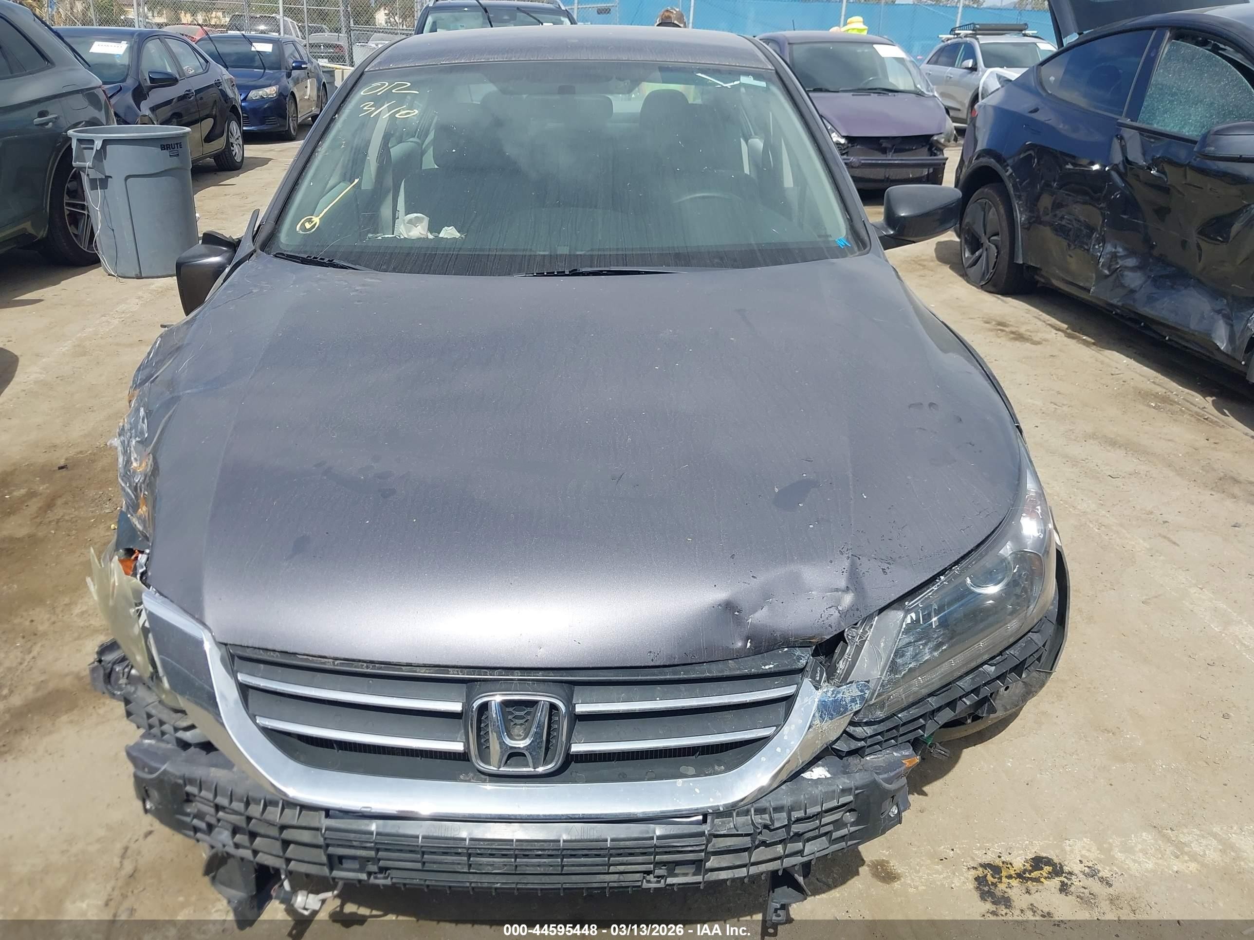 2015 Honda Accord Lx Серый vin: 1HGCR2F37FA079025