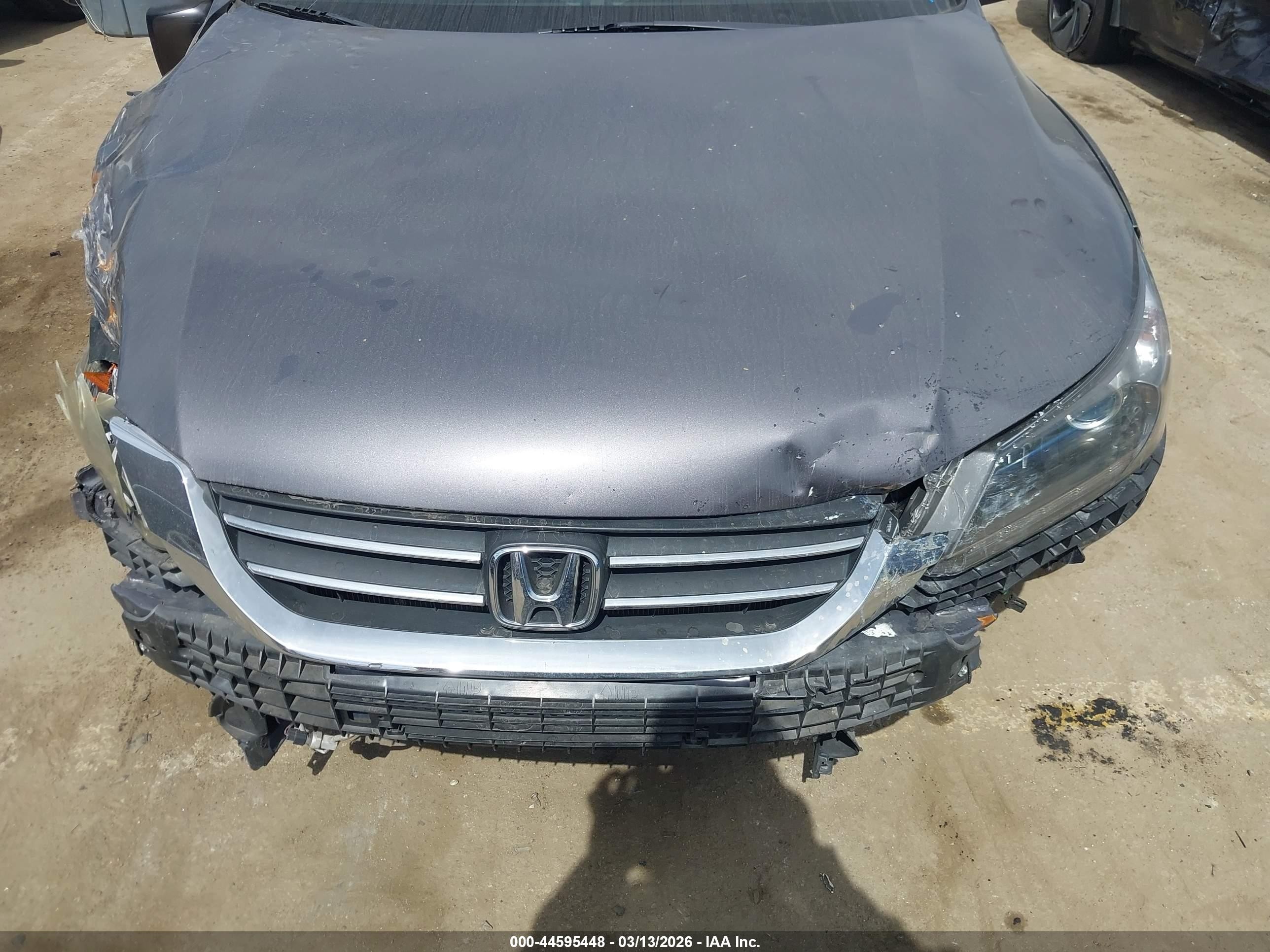 2015 Honda Accord Lx Серый vin: 1HGCR2F37FA079025