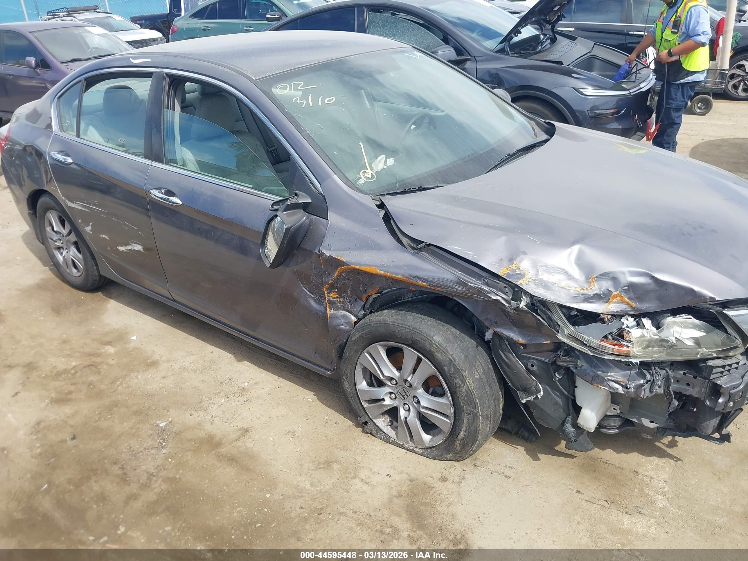 2015 Honda Accord Lx Серый vin: 1HGCR2F37FA079025