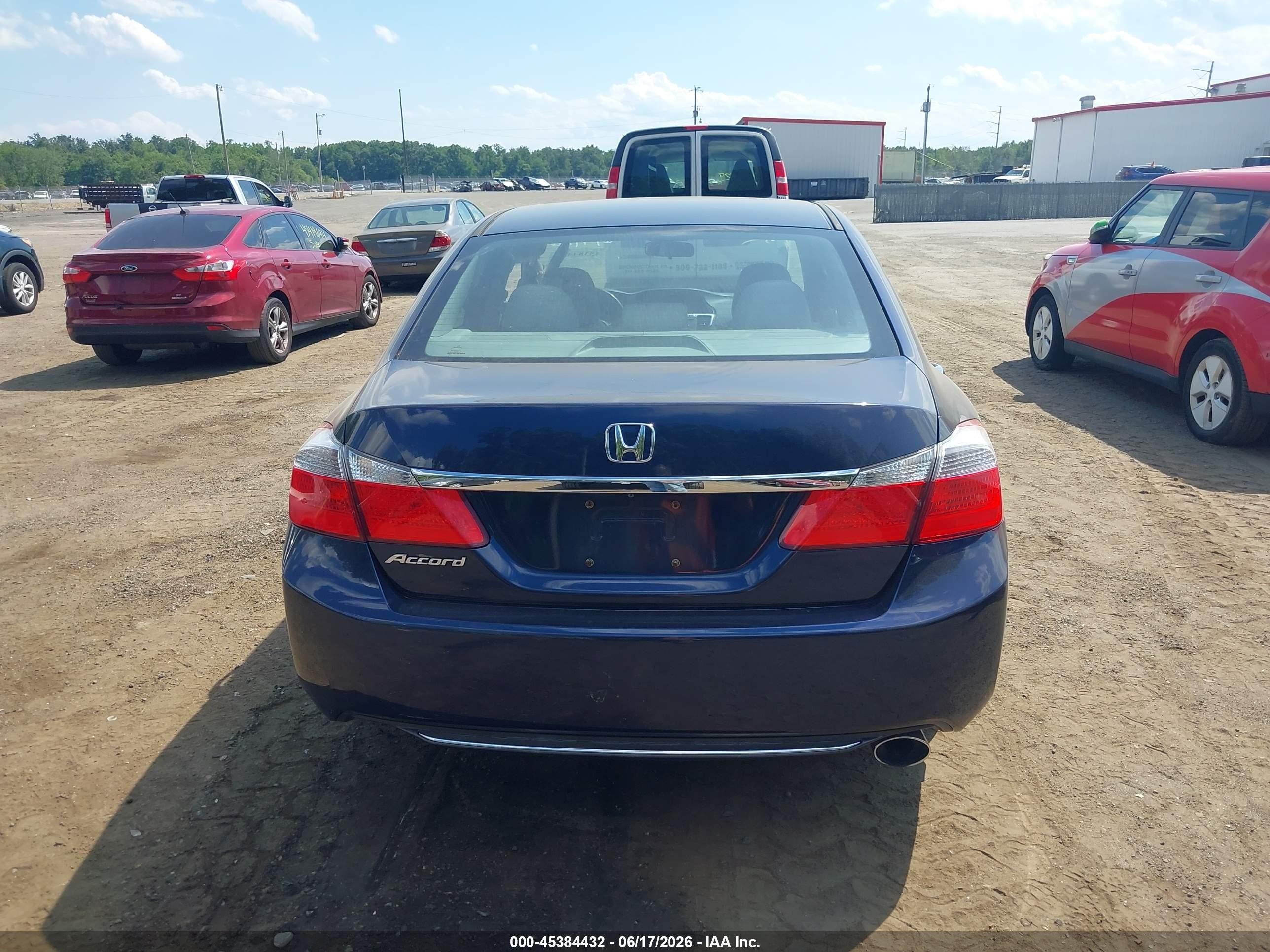 2015 Honda Accord Lx Blue vin: 1HGCR2F37FA162079