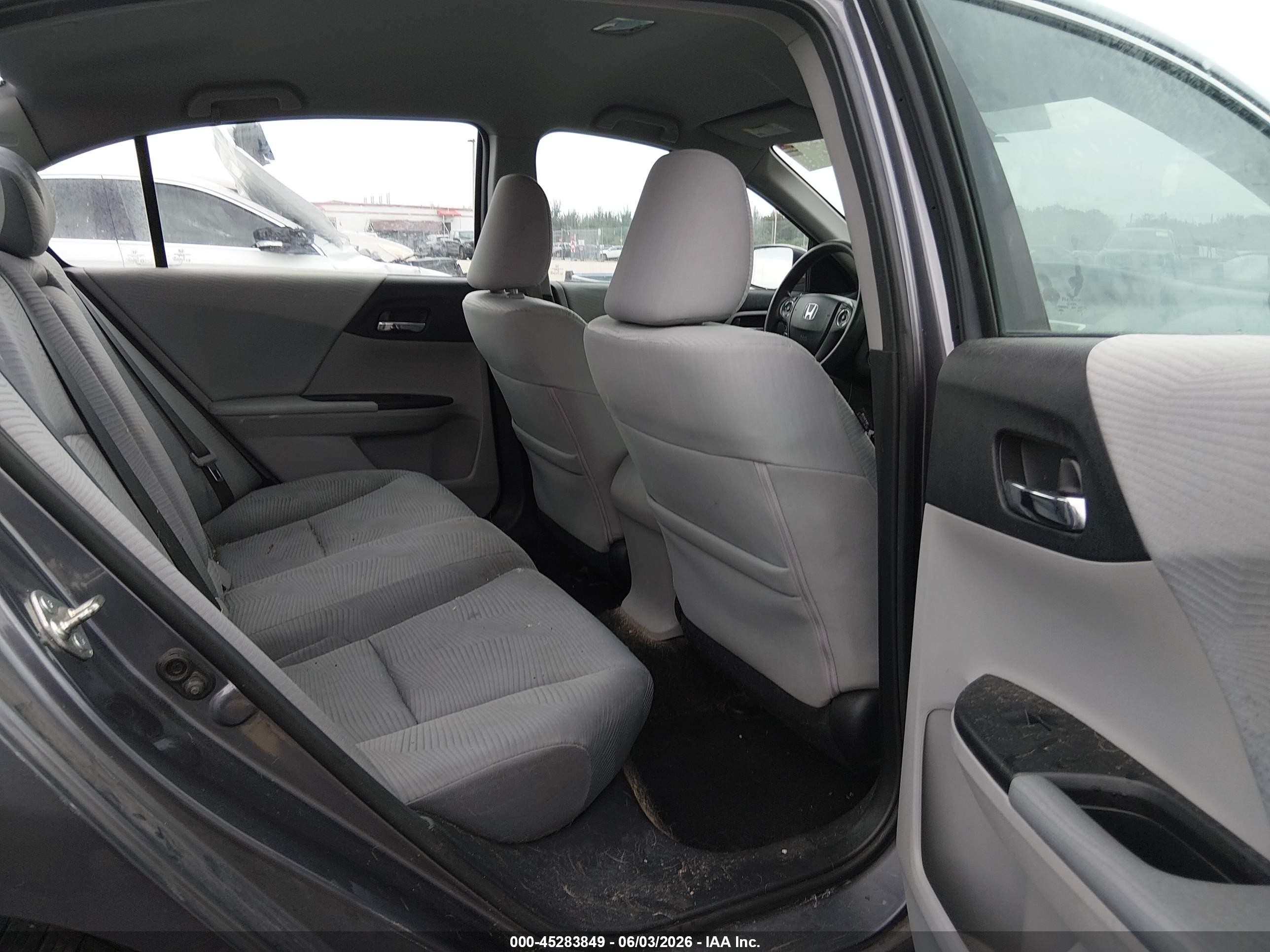 2015 Honda Accord Lx Gray vin: 1HGCR2F37FA232745