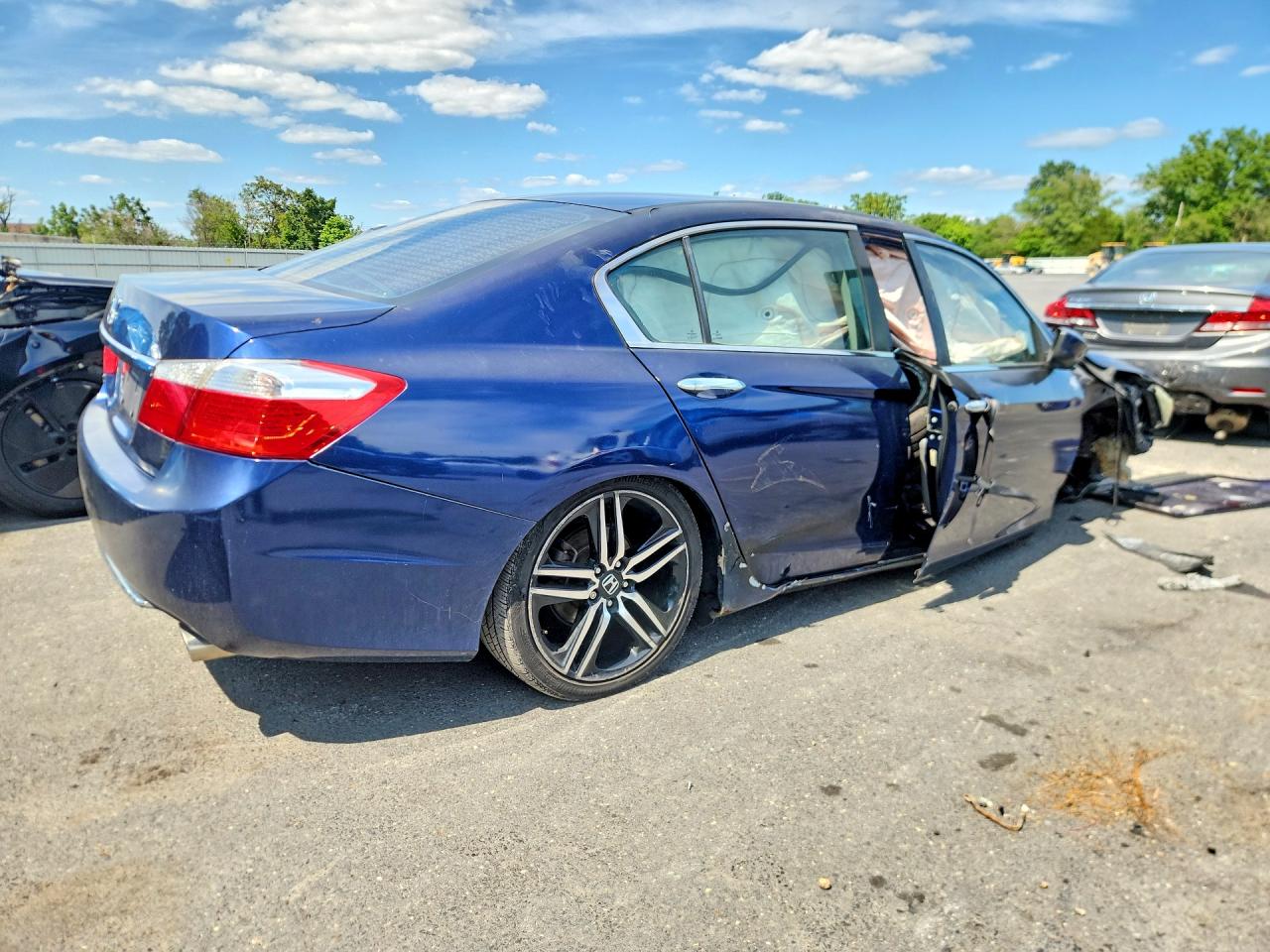2015 Honda Accord Lx Синий vin: 1HGCR2F37FA238352
