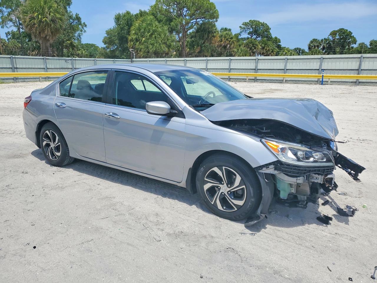 2016 Honda Accord Lx Silver vin: 1HGCR2F37GA070116