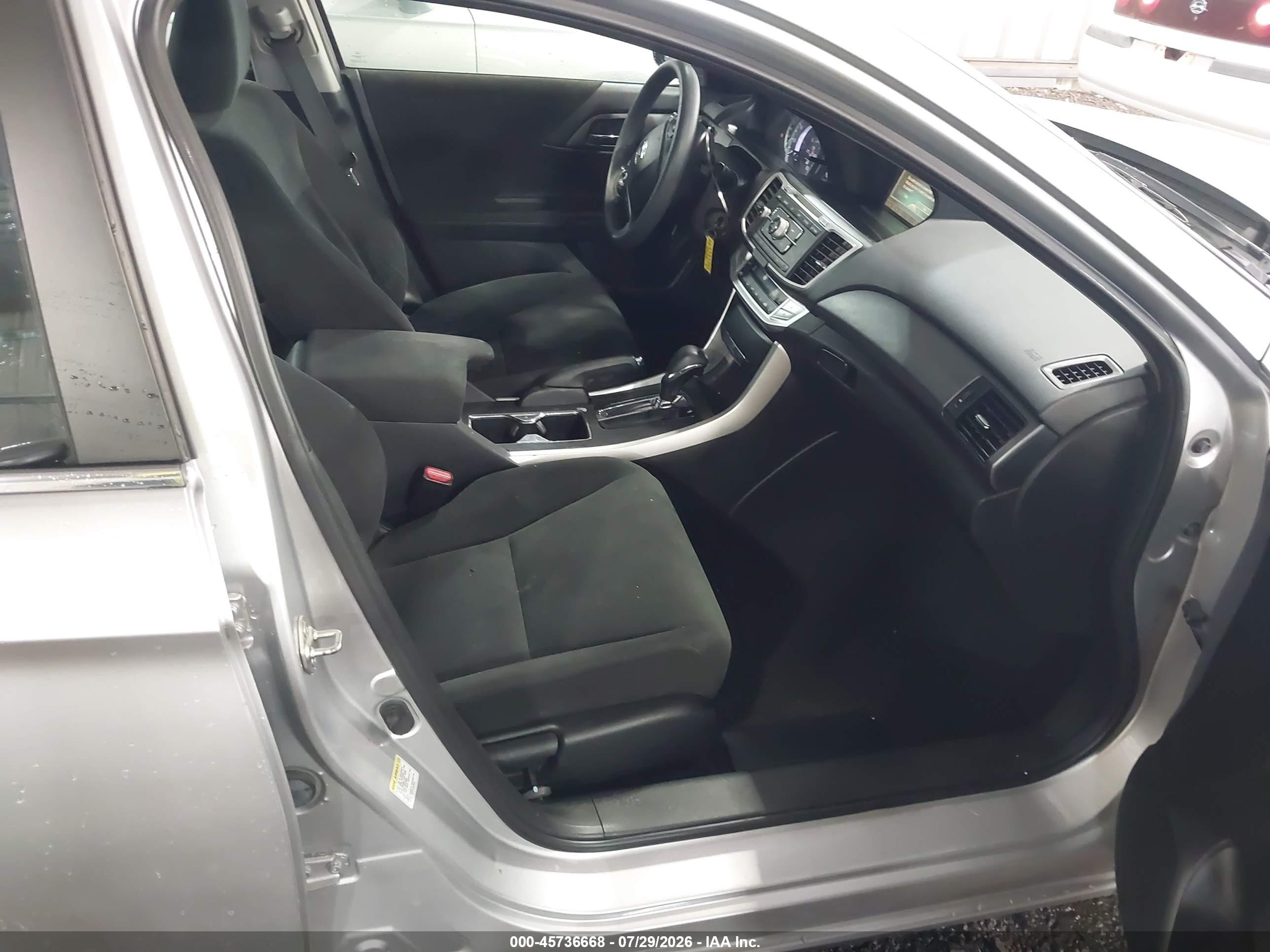 2013 Honda Accord Lx Silver vin: 1HGCR2F38DA050386