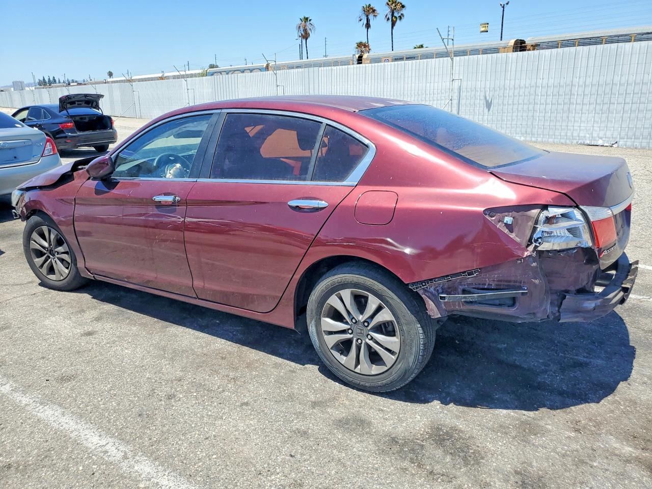2013 Honda Accord Burgundy vin: 1HGCR2F38DA057435