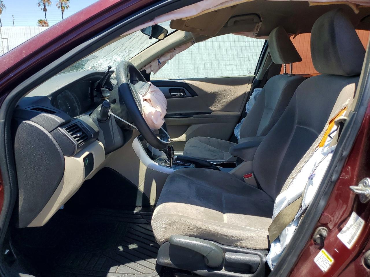 2013 Honda Accord Burgundy vin: 1HGCR2F38DA057435