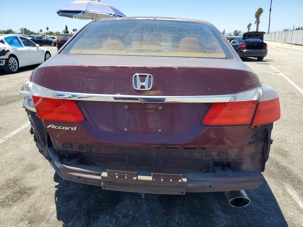 2013 Honda Accord Burgundy vin: 1HGCR2F38DA057435