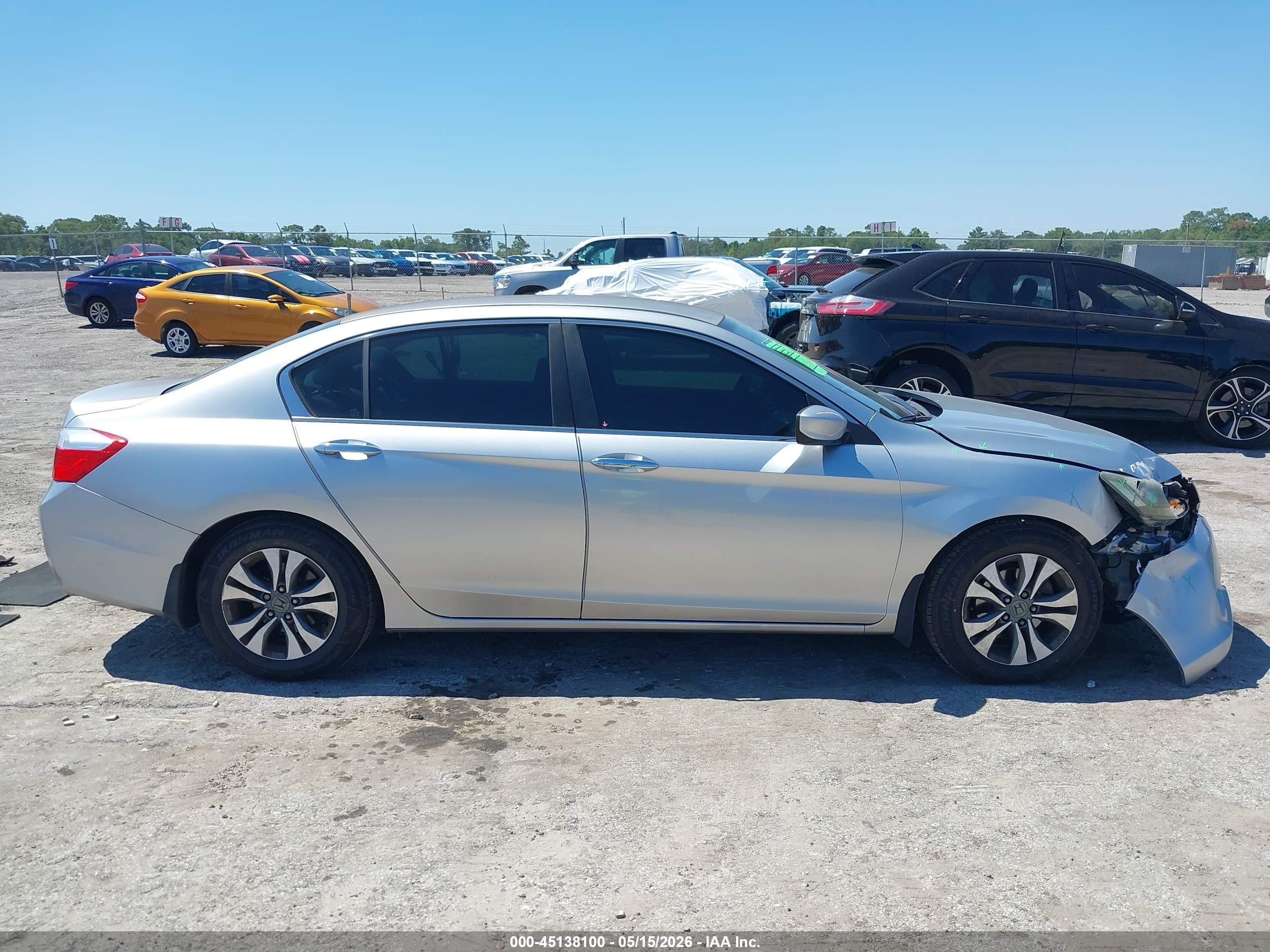 2013 Honda Accord Lx Silver vin: 1HGCR2F38DA087177